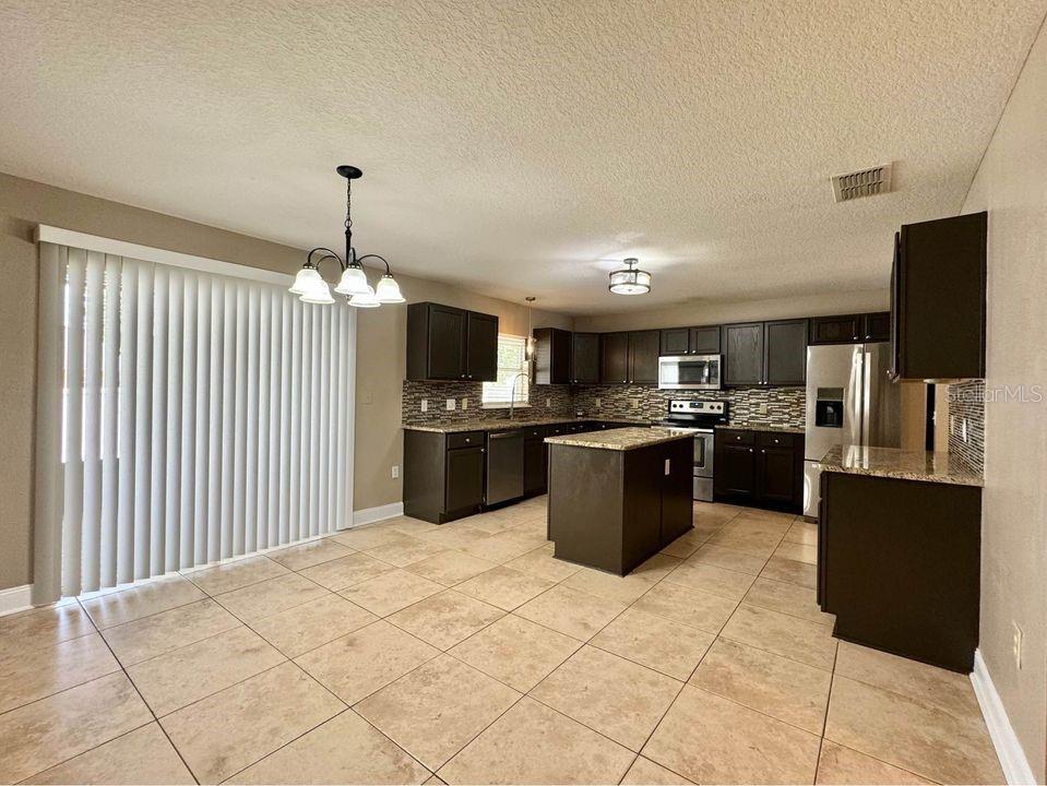 800 CLEAR BROOK CT, FRUITLAND PARK, FL, 34731