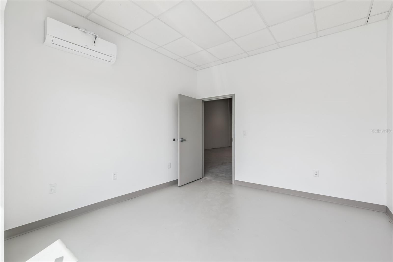 7124 SAMPEY RD #102, GROVELAND, FL, 34736