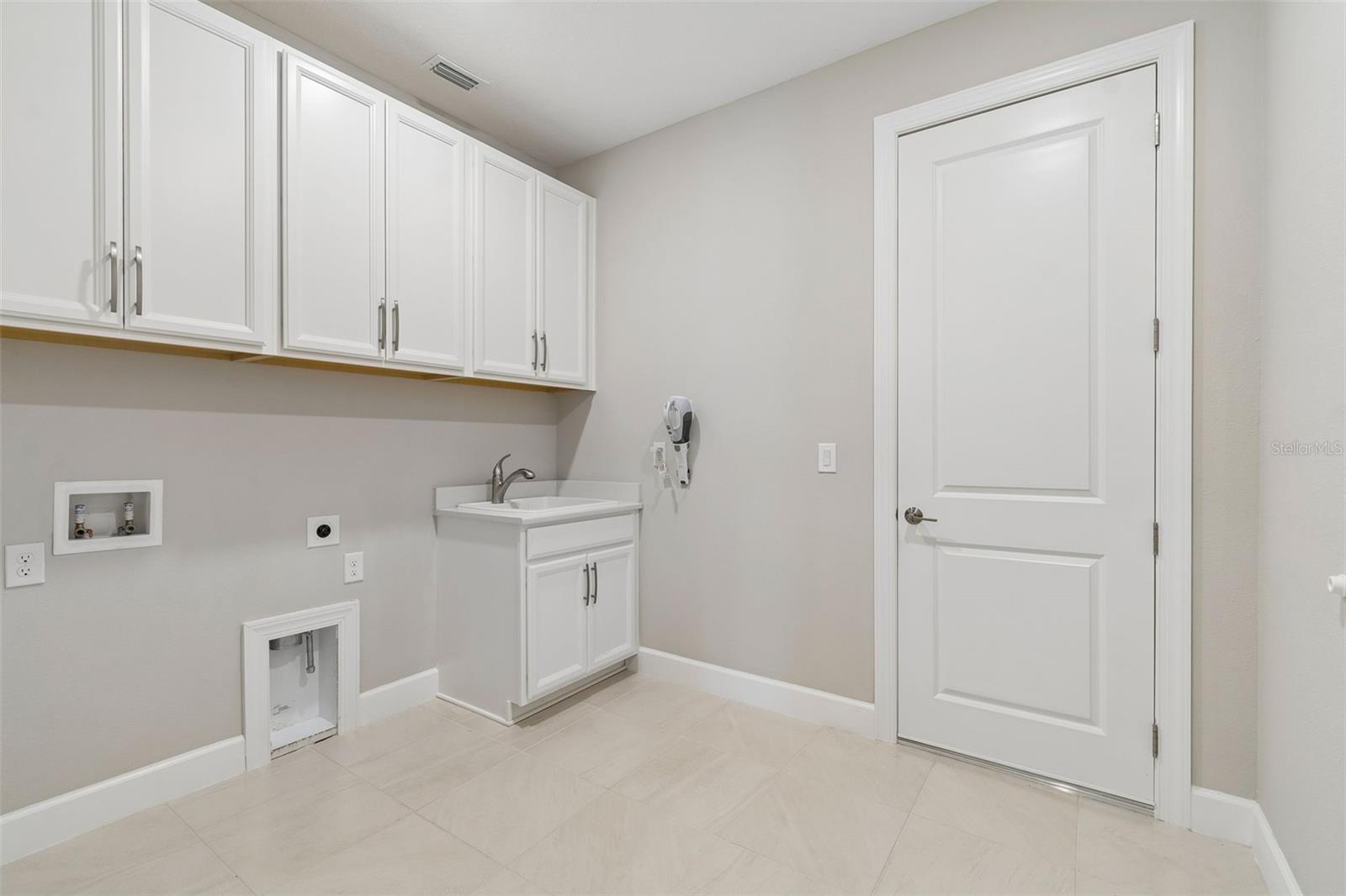 4292 GRATICOLA RD, WESLEY CHAPEL, FL, 33543