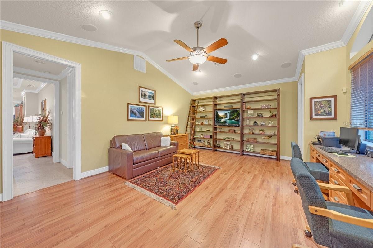 5702 TERNPARK DR, LITHIA, FL, 33547