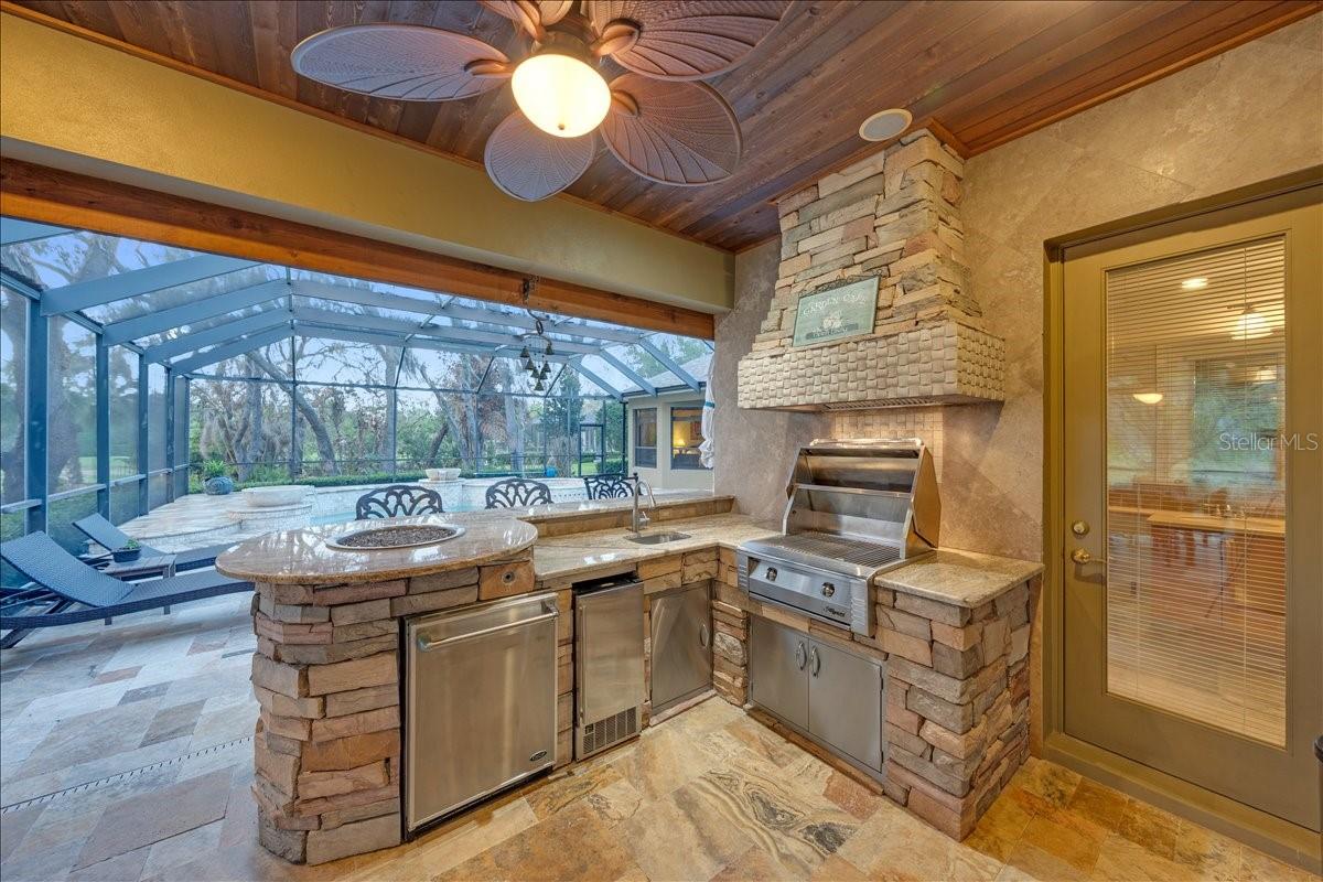5702 TERNPARK DR, LITHIA, FL, 33547