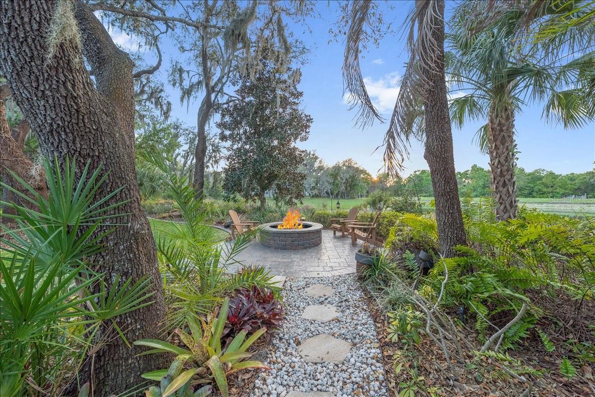 5702 TERNPARK DR, LITHIA, FL, 33547