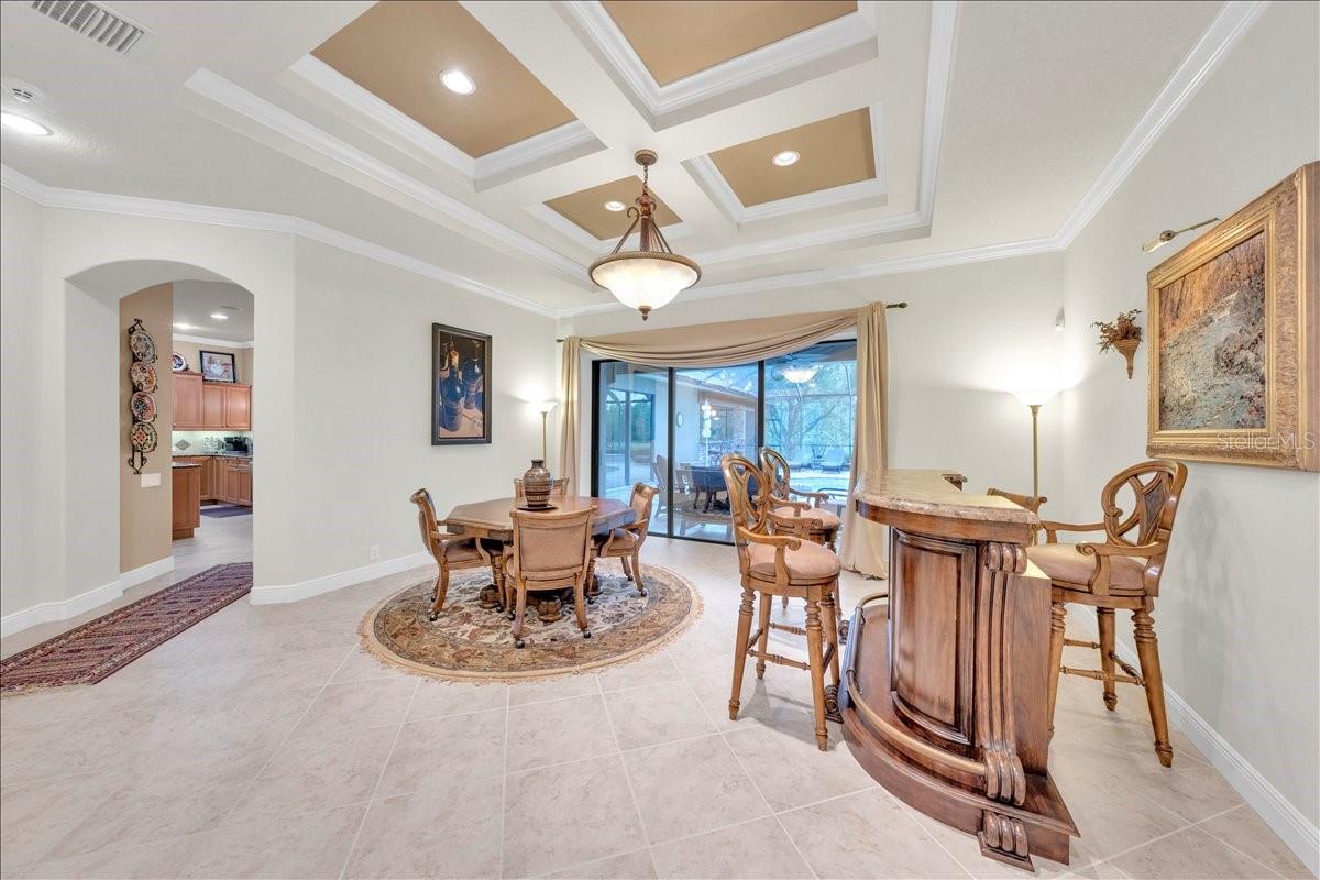 5702 TERNPARK DR, LITHIA, FL, 33547