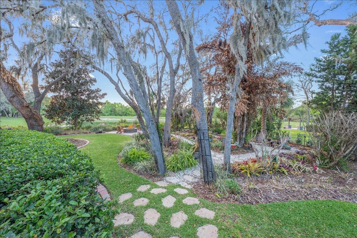 5702 TERNPARK DR, LITHIA, FL, 33547