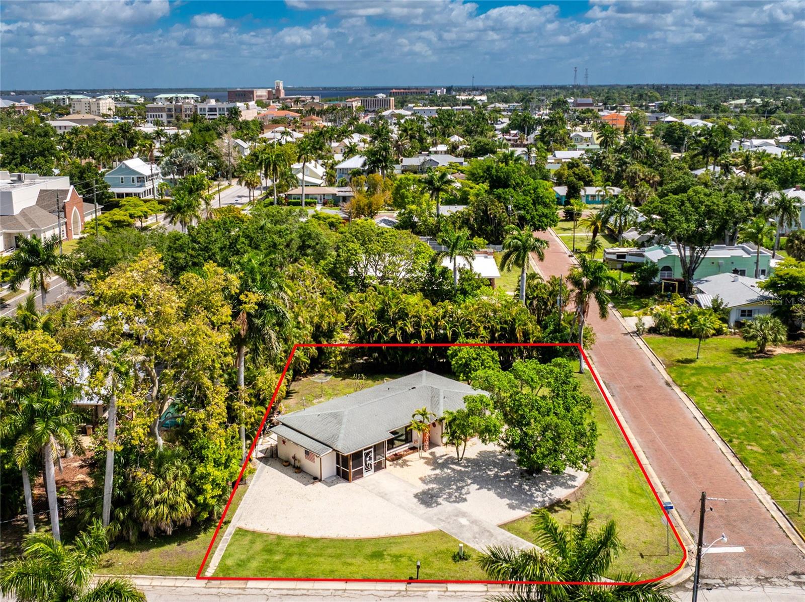 312 MCGREGOR ST, PUNTA GORDA, FL, 33950