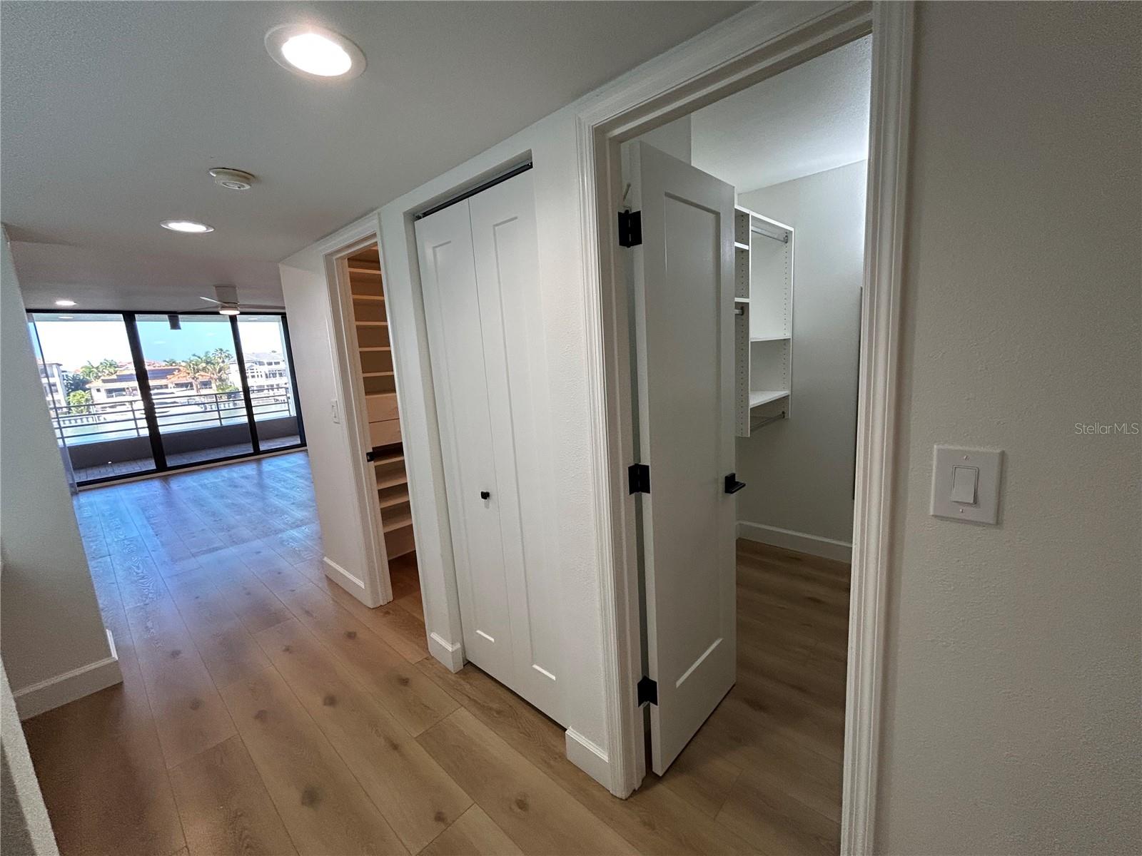 6260 KIPPS COLONY CT #203, GULFPORT, FL, 33707