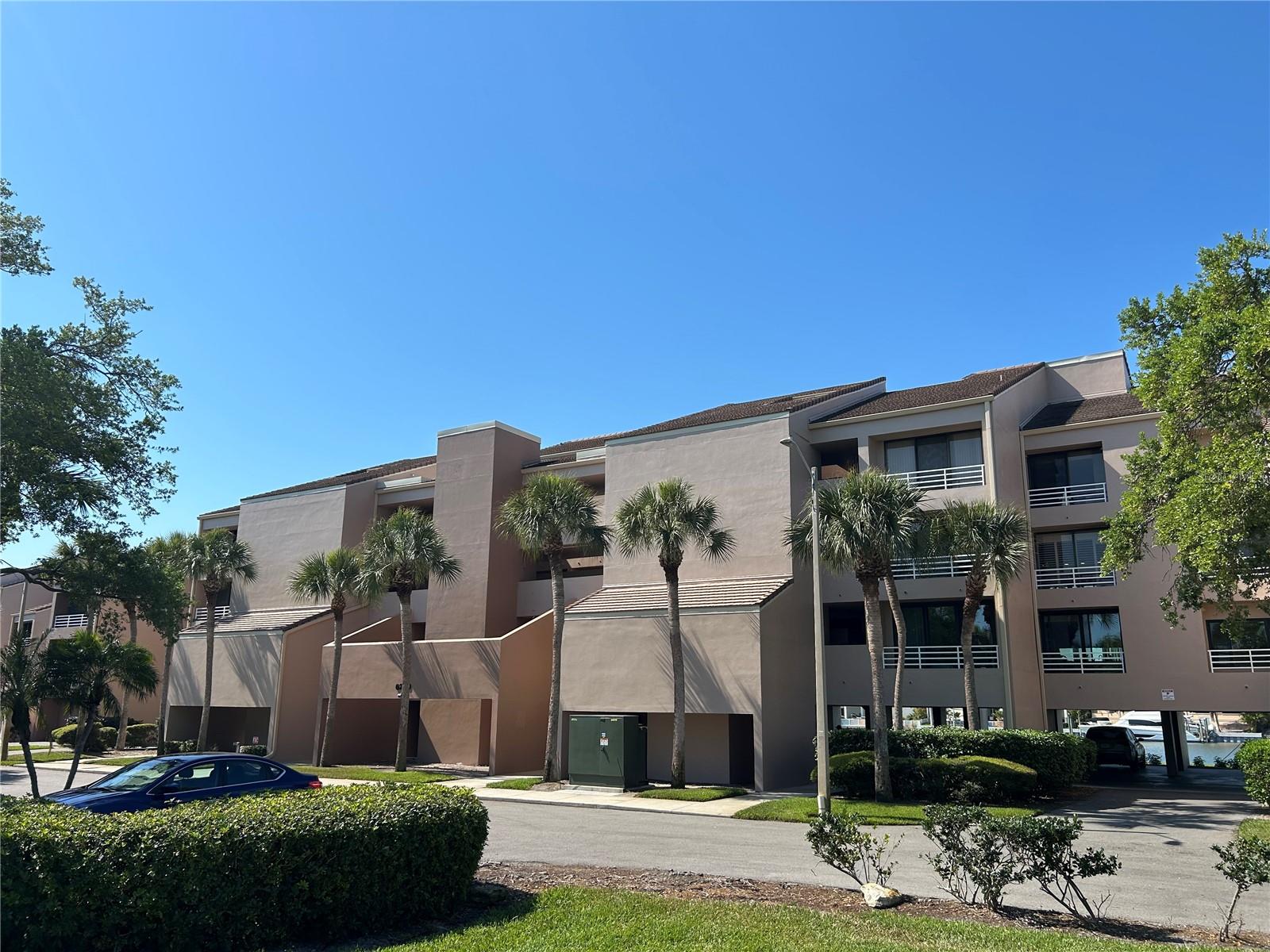 6260 KIPPS COLONY CT #203, GULFPORT, FL, 33707