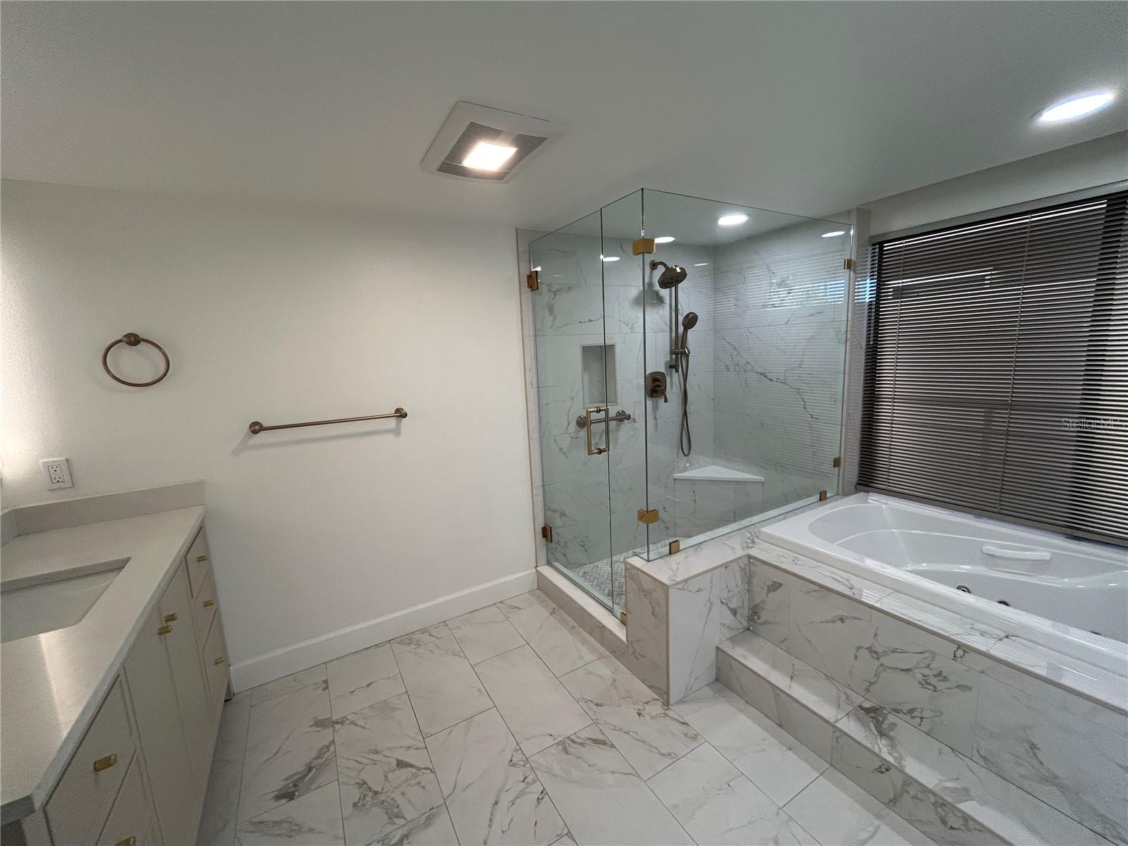 6260 KIPPS COLONY CT #203, GULFPORT, FL, 33707