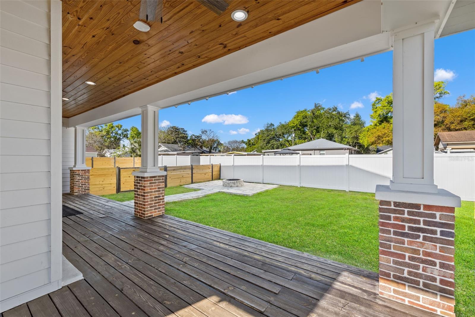 2820 N CENTRAL CT, TAMPA, FL, 33602