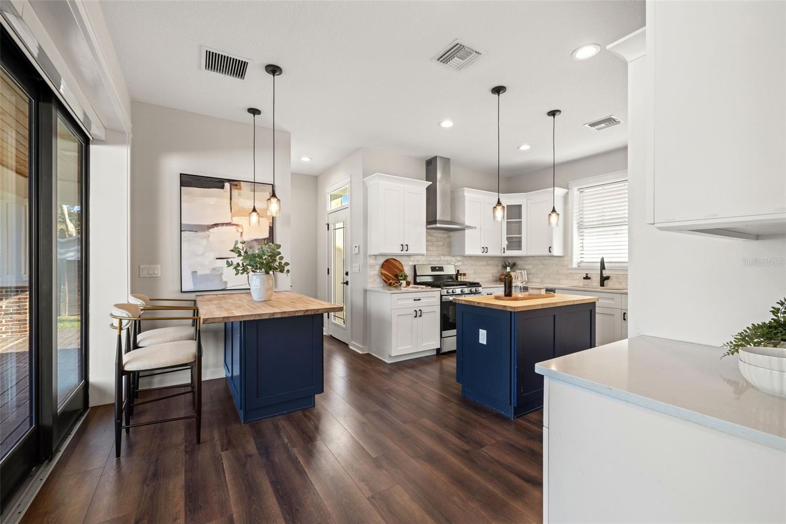 2820 N CENTRAL CT, TAMPA, FL, 33602