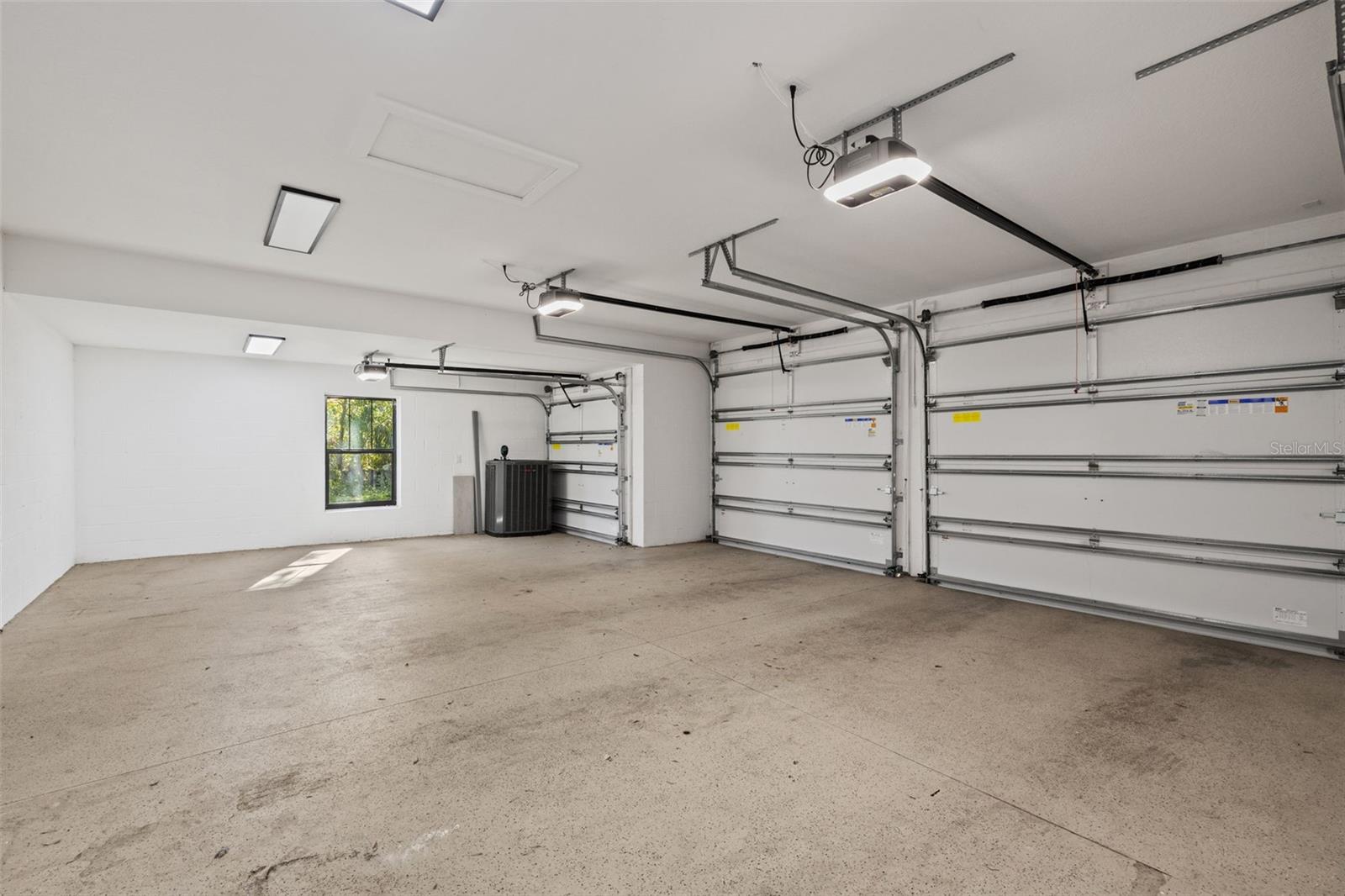 2820 N CENTRAL CT, TAMPA, FL, 33602