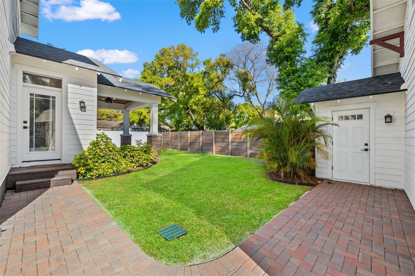 2820 N CENTRAL CT, TAMPA, FL, 33602