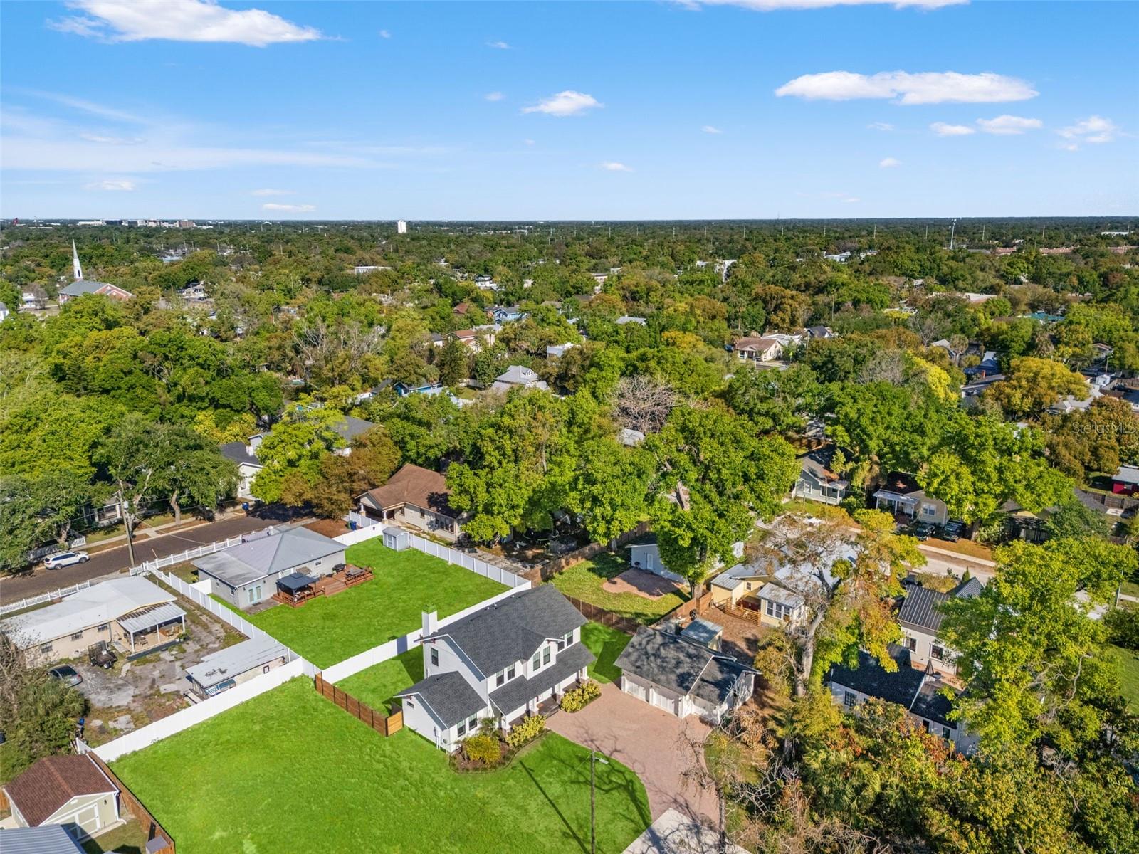 2820 N CENTRAL CT, TAMPA, FL, 33602