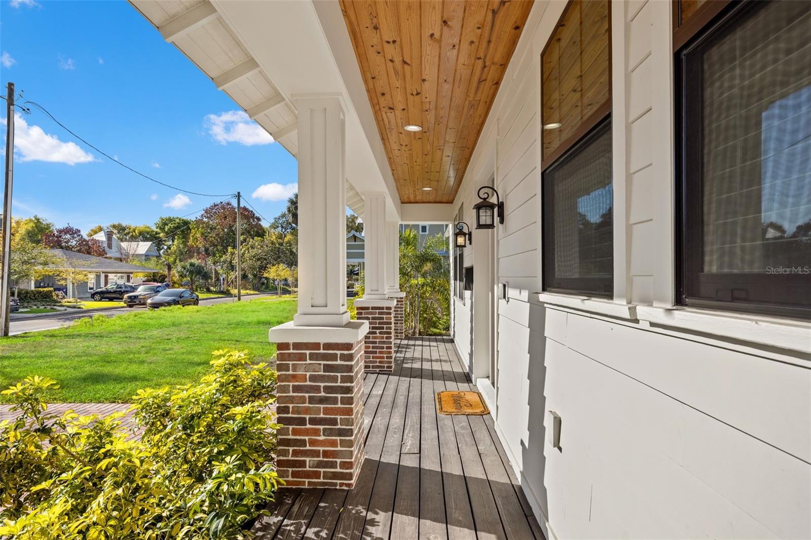 2820 N CENTRAL CT, TAMPA, FL, 33602
