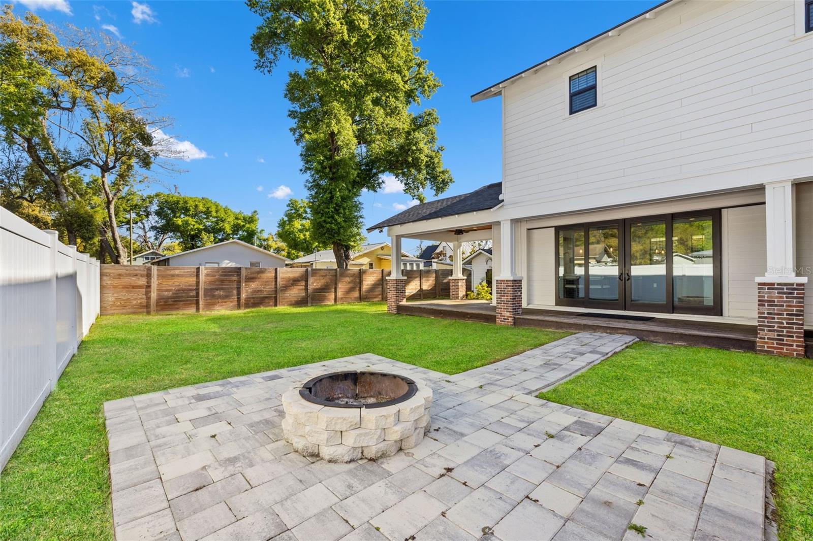 2820 N CENTRAL CT, TAMPA, FL, 33602