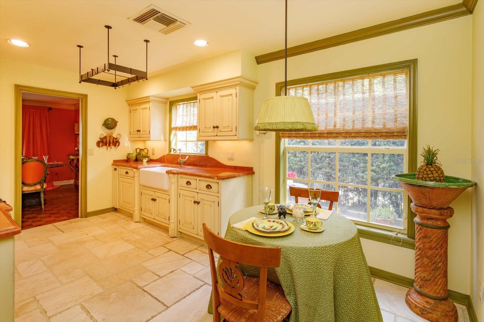 3620 SHAMROCK CT, ORLANDO, FL, 32806