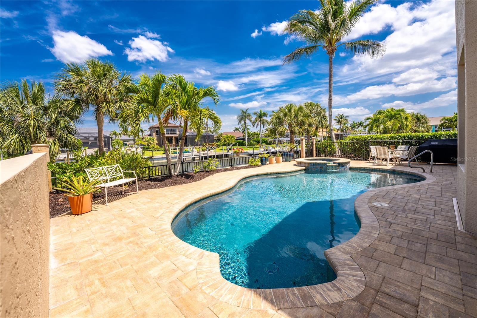 3337 SUNSET KEY CIR, PUNTA GORDA, FL, 33955