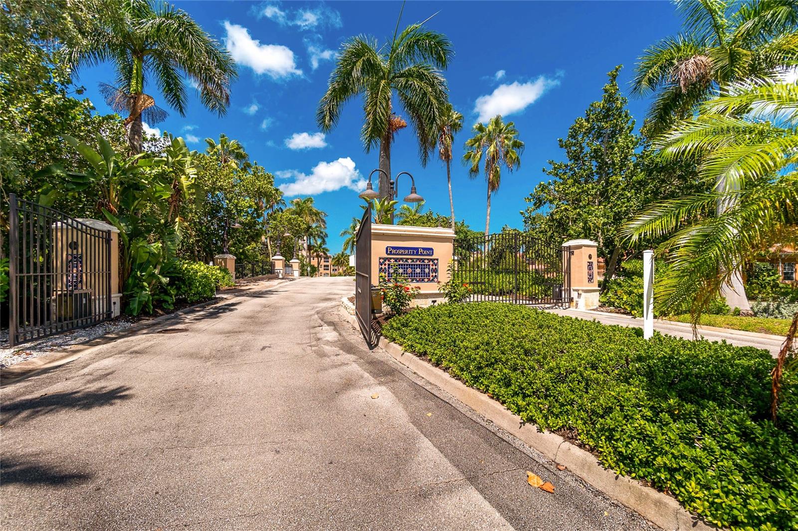 3337 SUNSET KEY CIR, PUNTA GORDA, FL, 33955