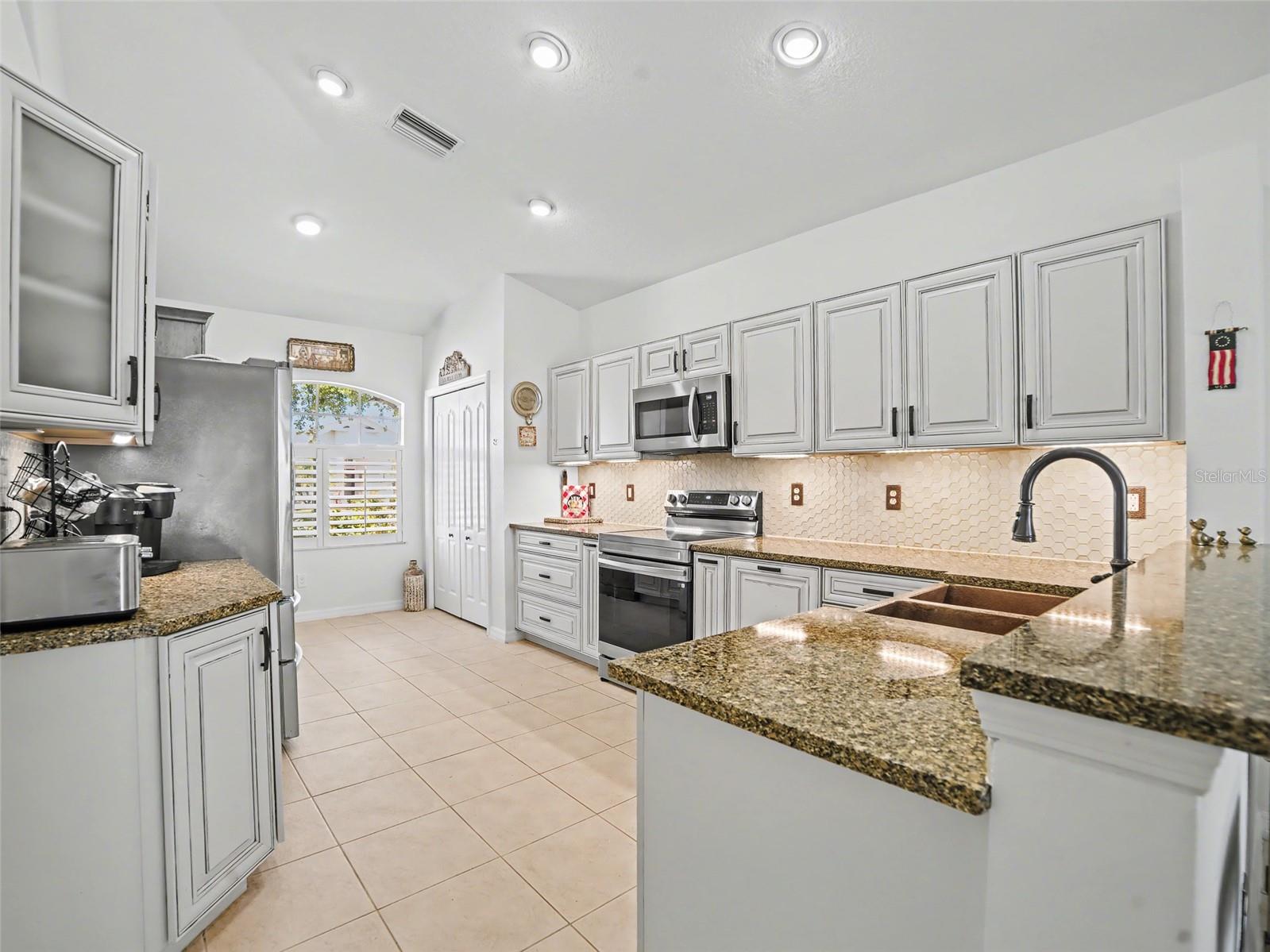8222 HAVEN HARBOUR WAY, BRADENTON, FL, 34212