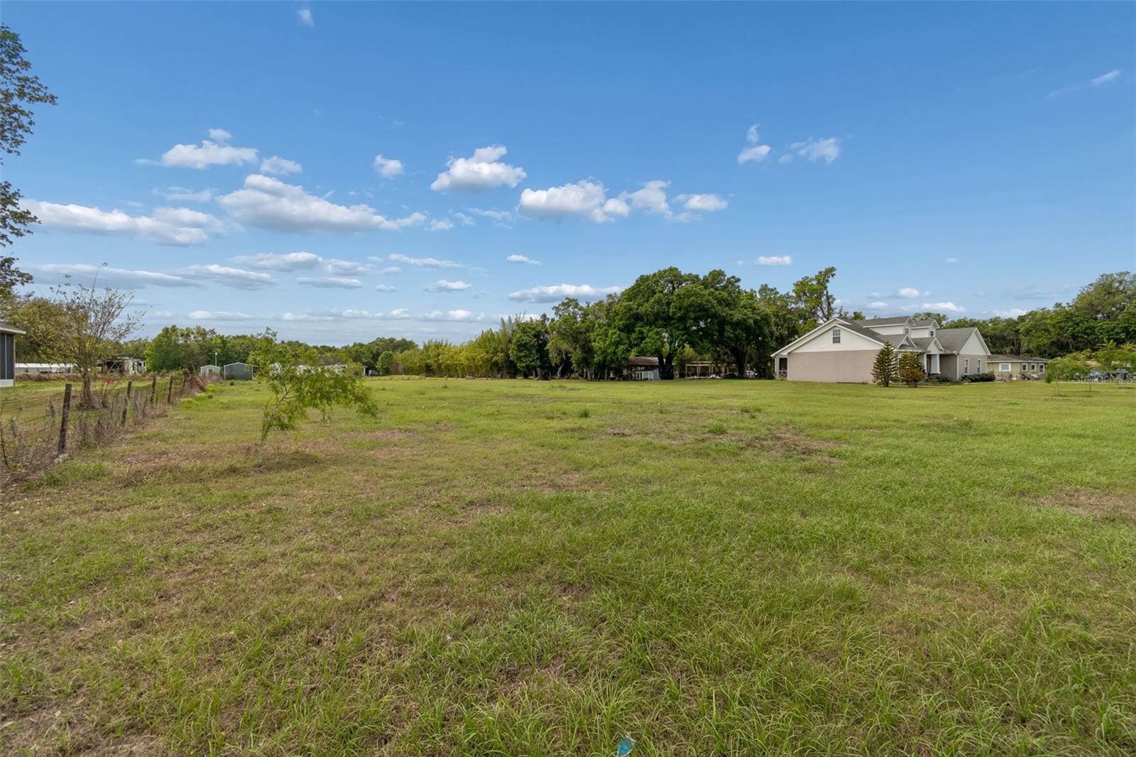 2805 MEDULLA RD, PLANT CITY, FL, 33566