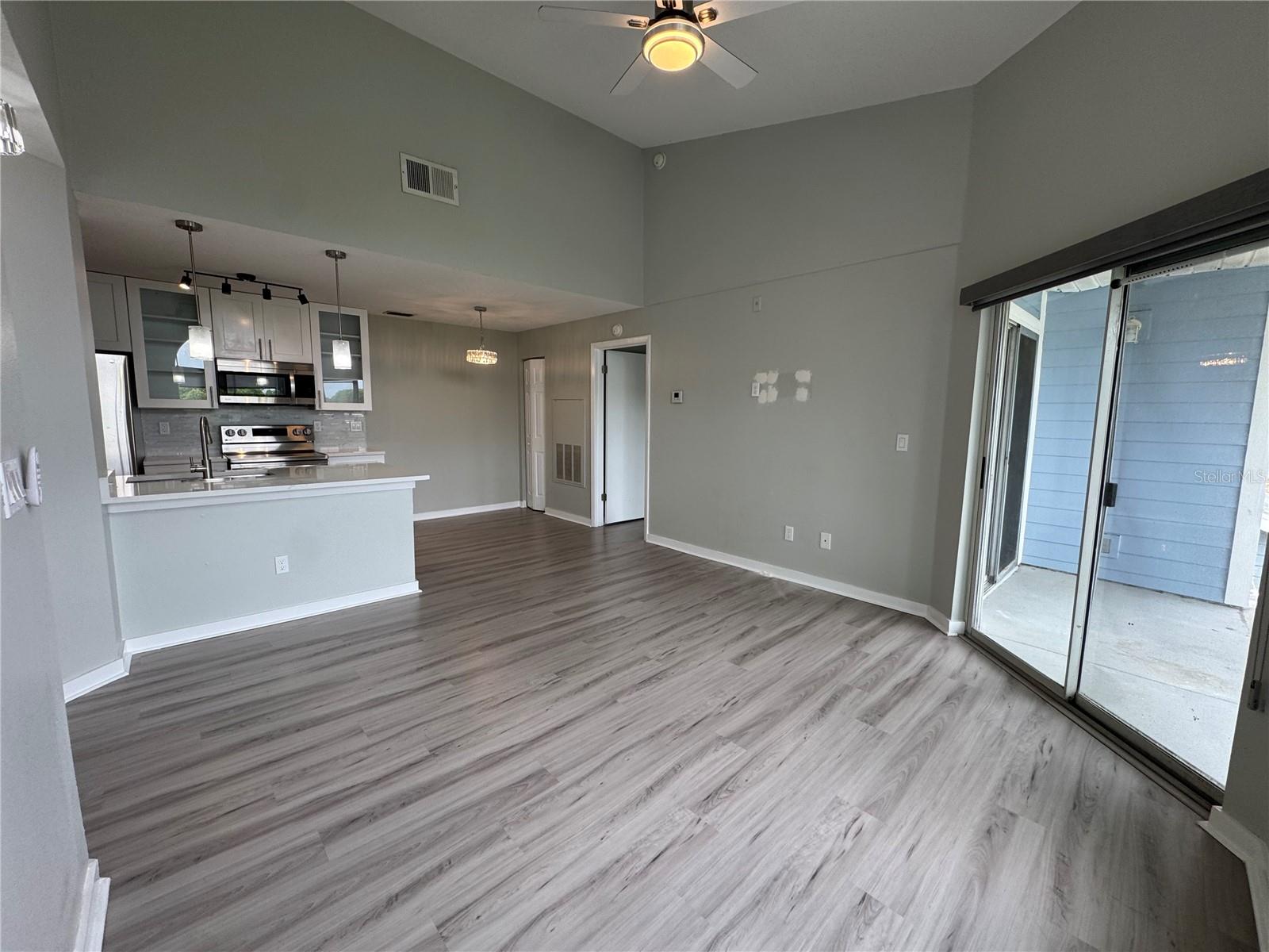 2569 GRASSY POINT DR #307, LAKE MARY, FL, 32746
