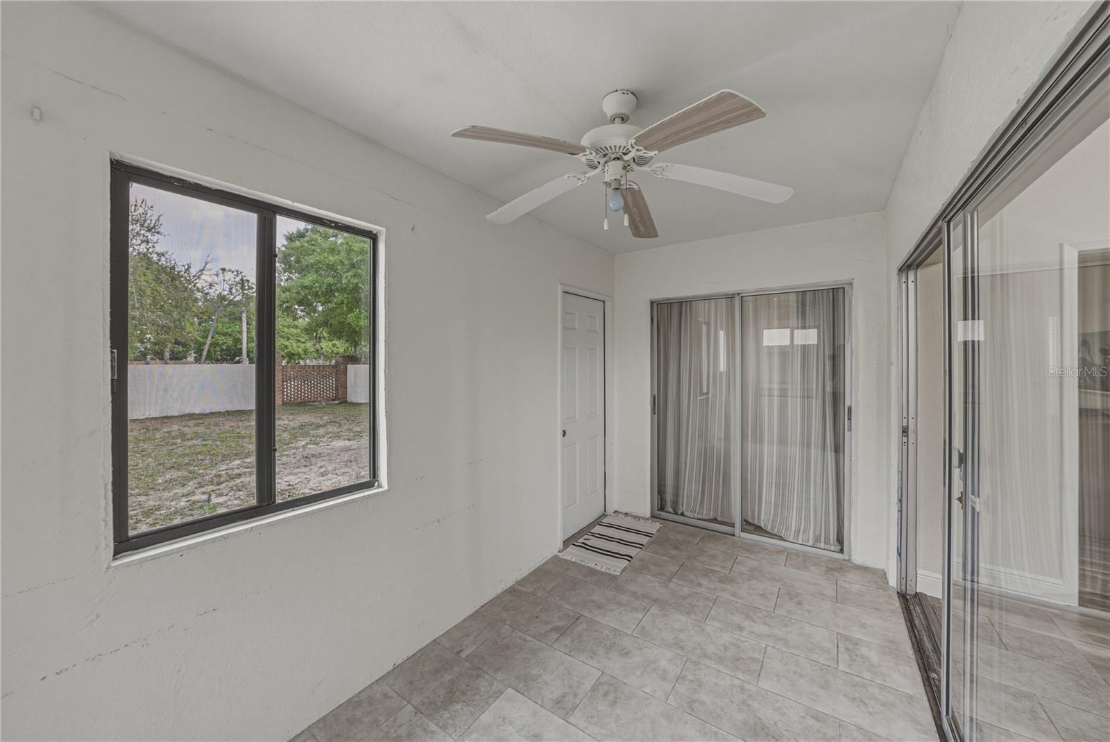 8601 COTTONWAY LN, TAMPA, FL, 33635