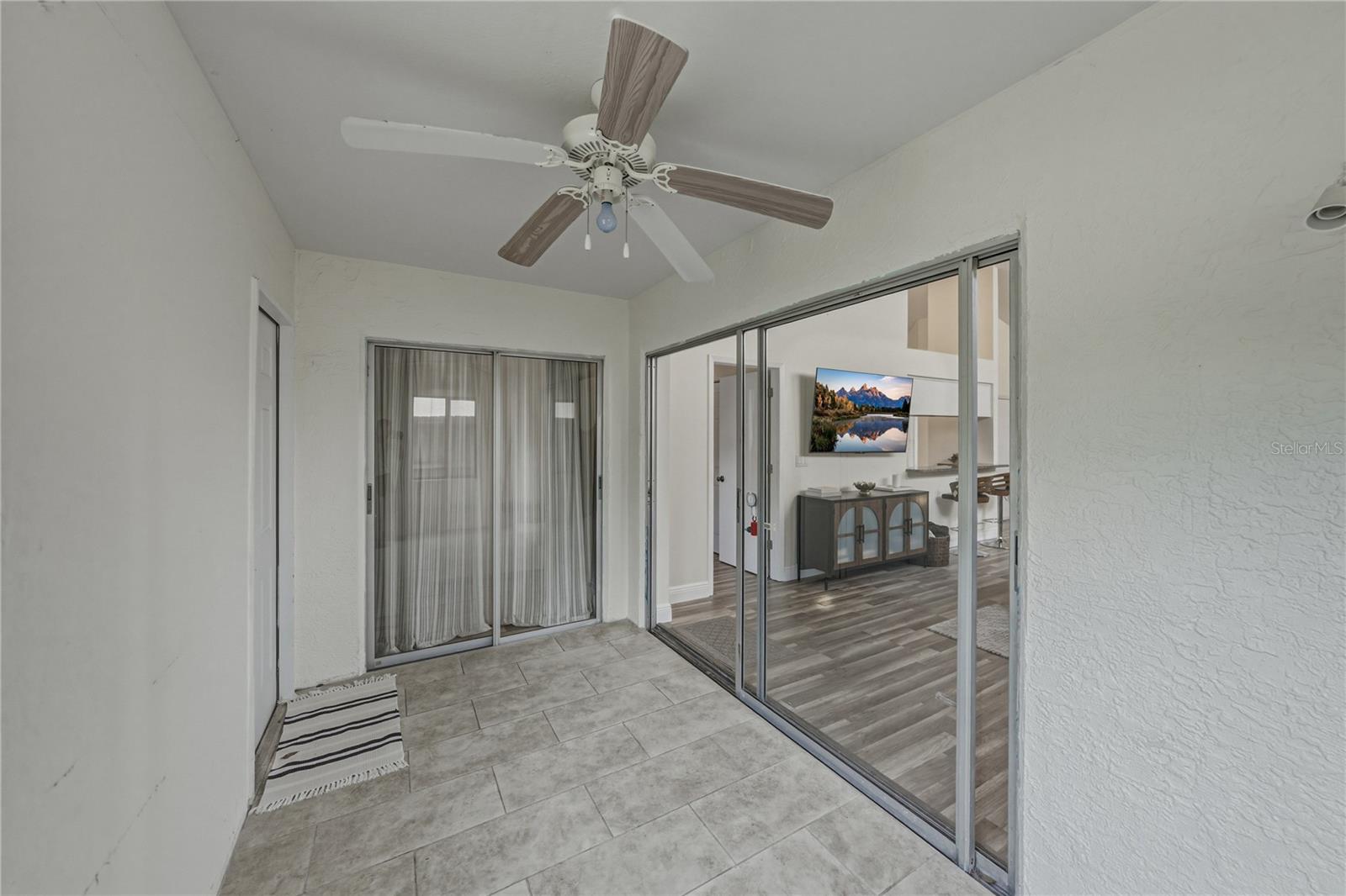 8601 COTTONWAY LN, TAMPA, FL, 33635