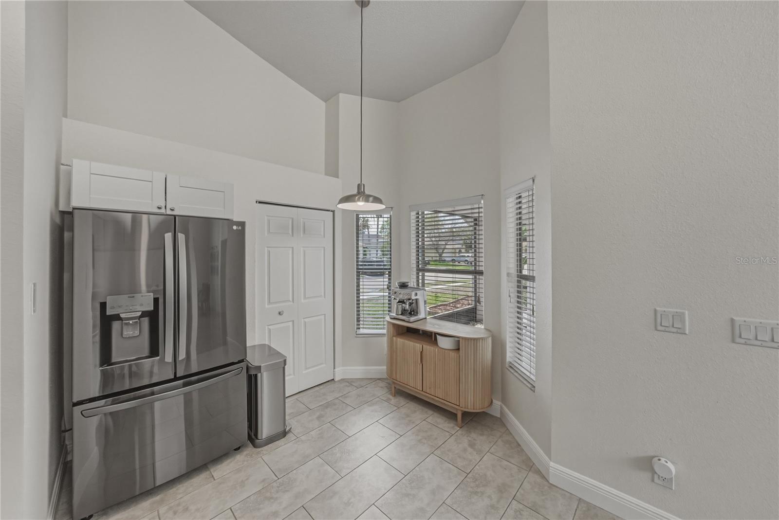 8601 COTTONWAY LN, TAMPA, FL, 33635