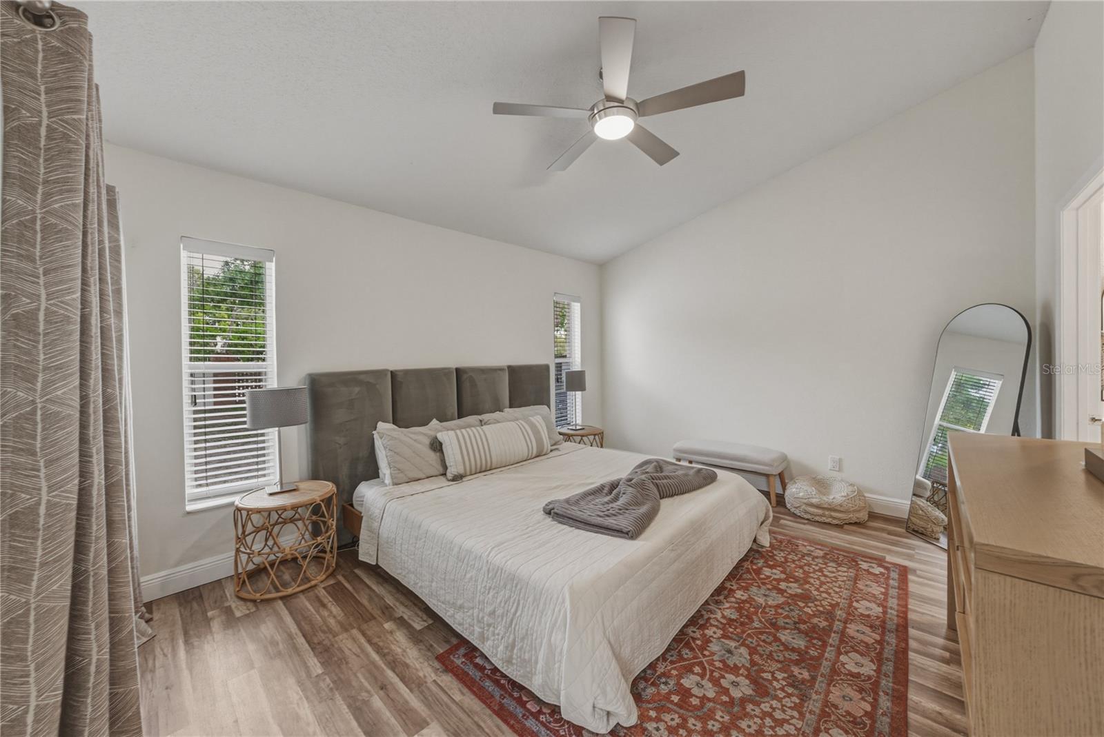 8601 COTTONWAY LN, TAMPA, FL, 33635