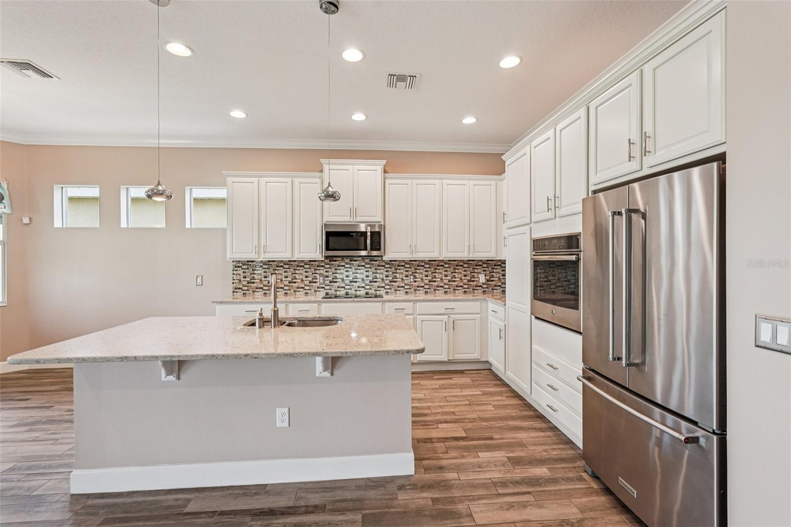 1803 PACIFIC DUNES DR, SUN CITY CENTER, FL, 33573