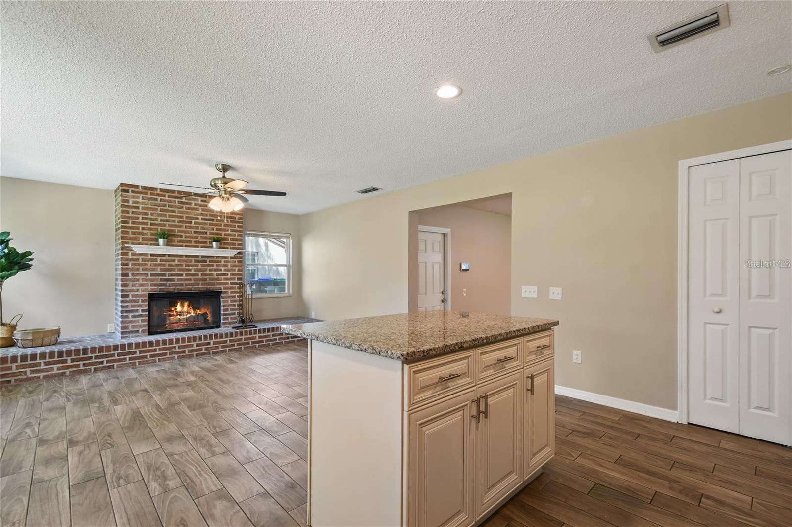 7037 EDGEWORTH DR, ORLANDO, FL, 32819