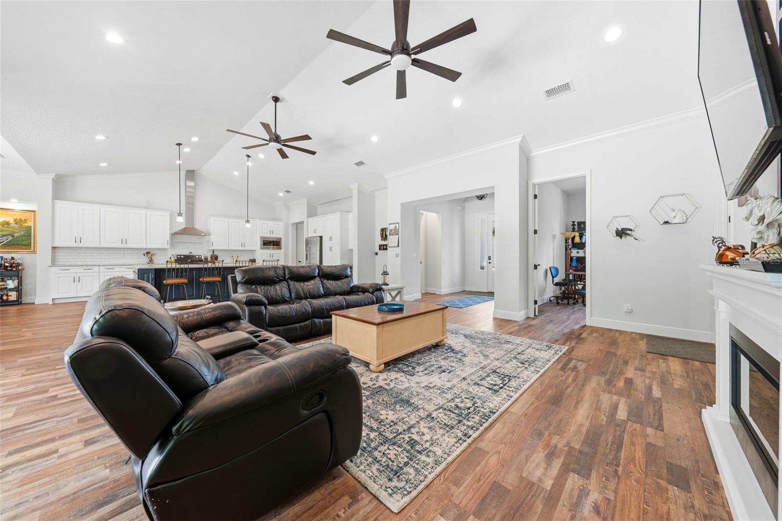 35701 PANTHER RIDGE RD, EUSTIS, FL, 32736