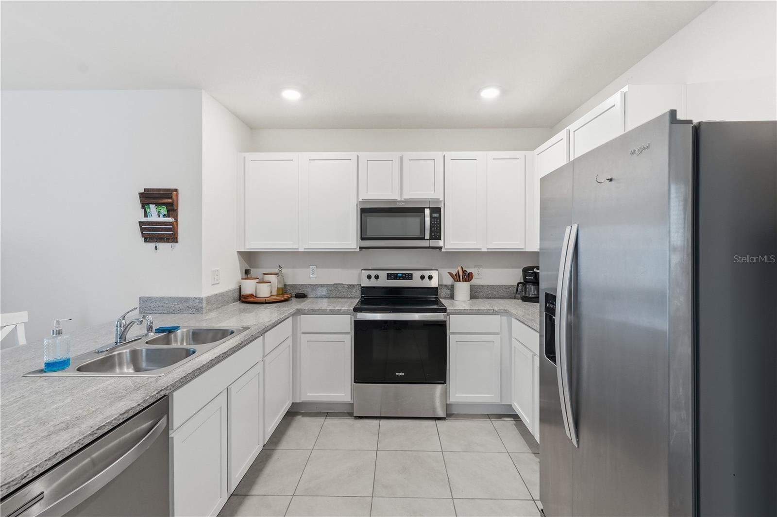 33922 JASPER STONE DR, WESLEY CHAPEL, FL, 33543