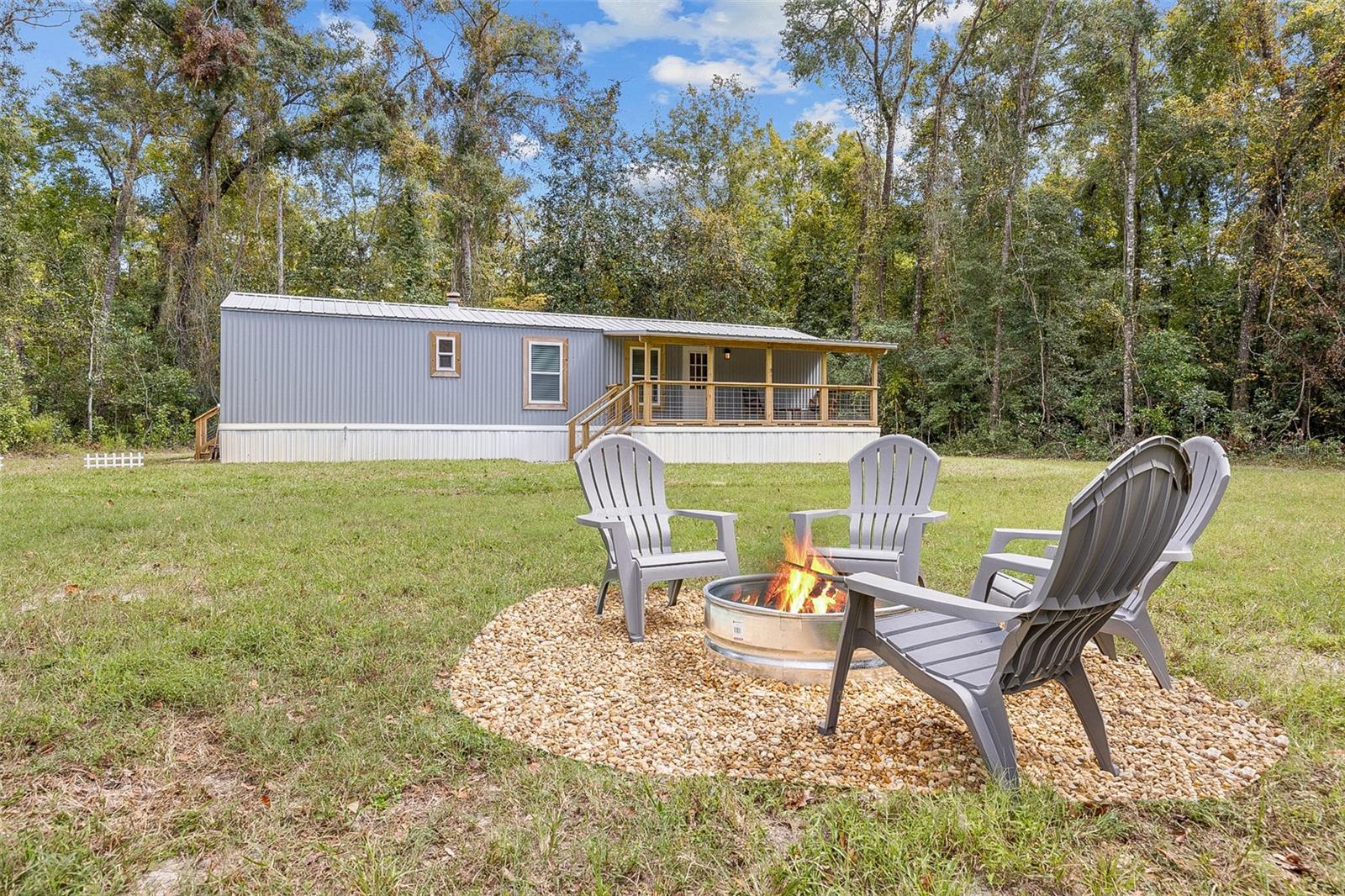 341 SW YALE TER, FORT WHITE, FL, 32038