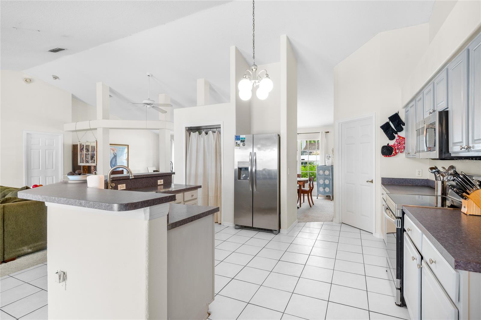 1839 QUEEN PALM DR, APOPKA, FL, 32712