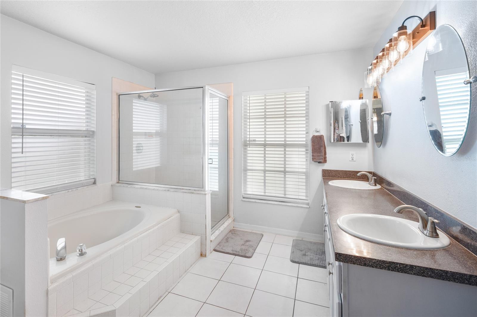 1839 QUEEN PALM DR, APOPKA, FL, 32712