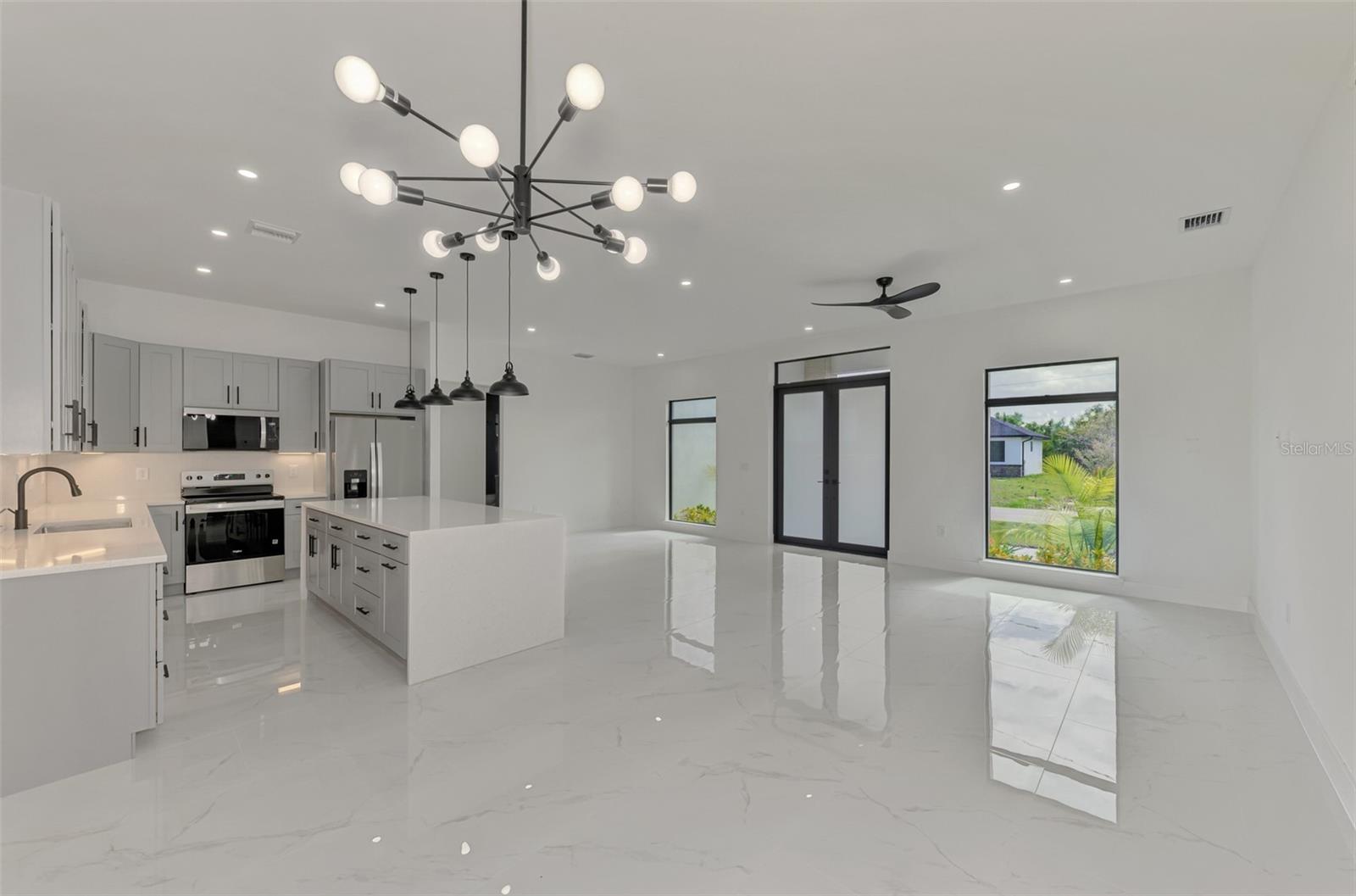 9468 ATTICA CIR, PORT CHARLOTTE, FL, 33981