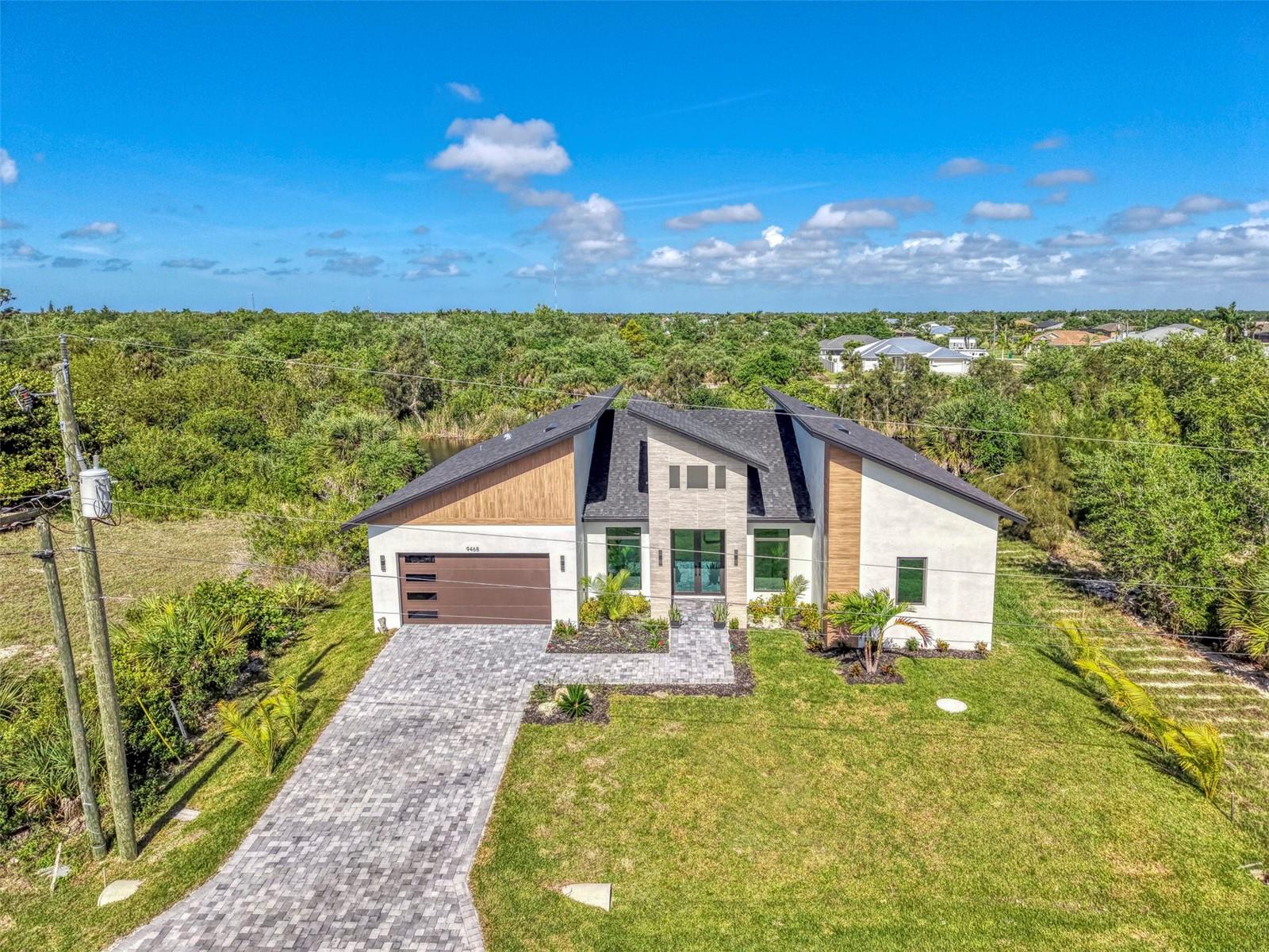 9468 ATTICA CIR, PORT CHARLOTTE, FL, 33981