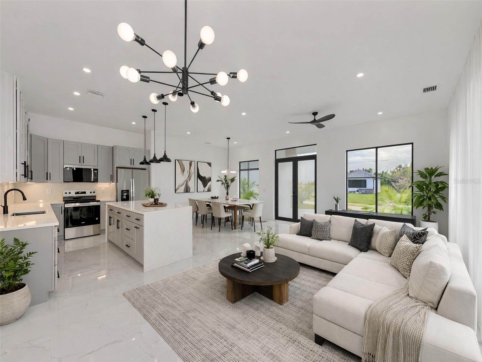 9468 ATTICA CIR, PORT CHARLOTTE, FL, 33981