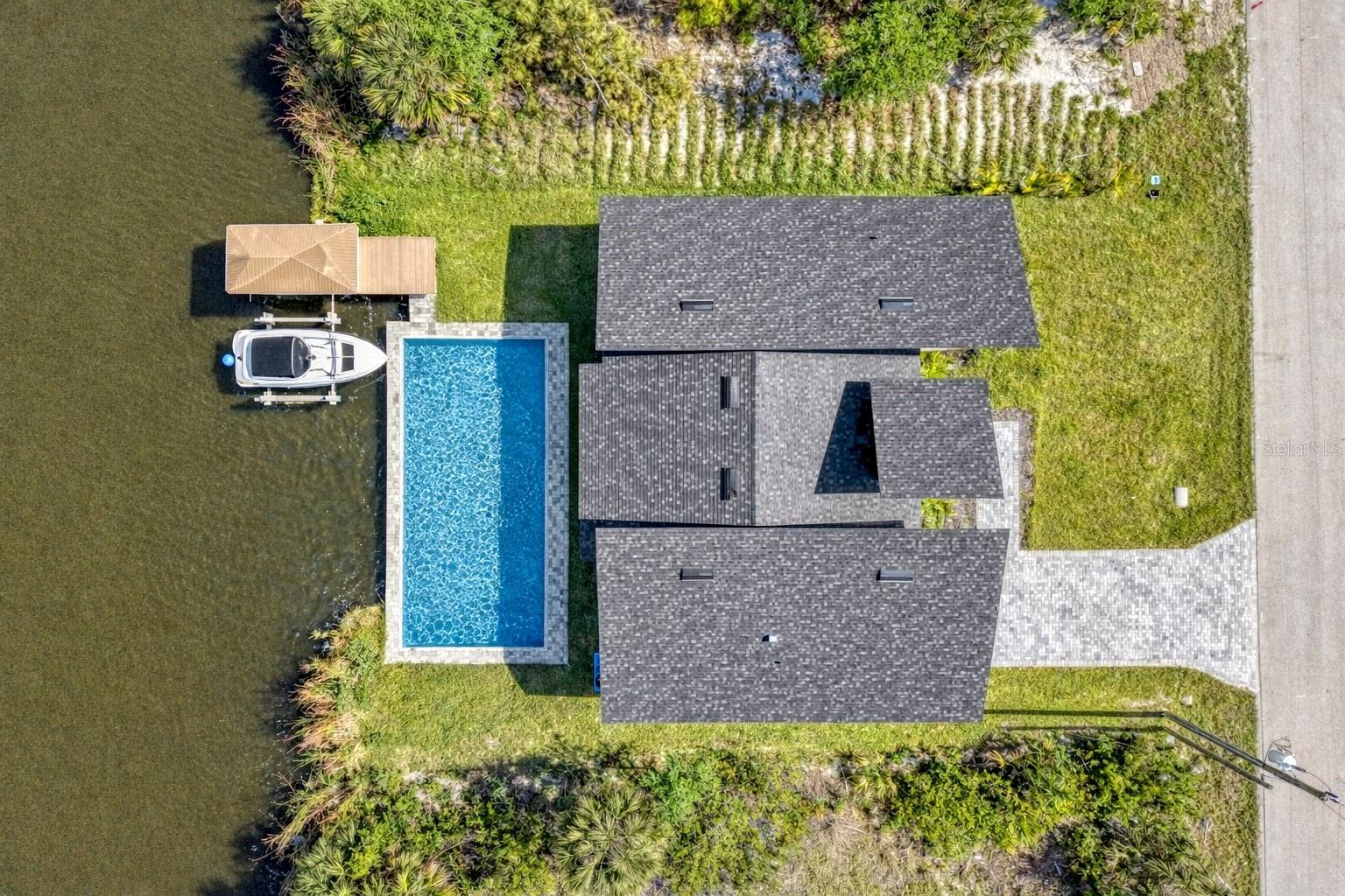 9468 ATTICA CIR, PORT CHARLOTTE, FL, 33981