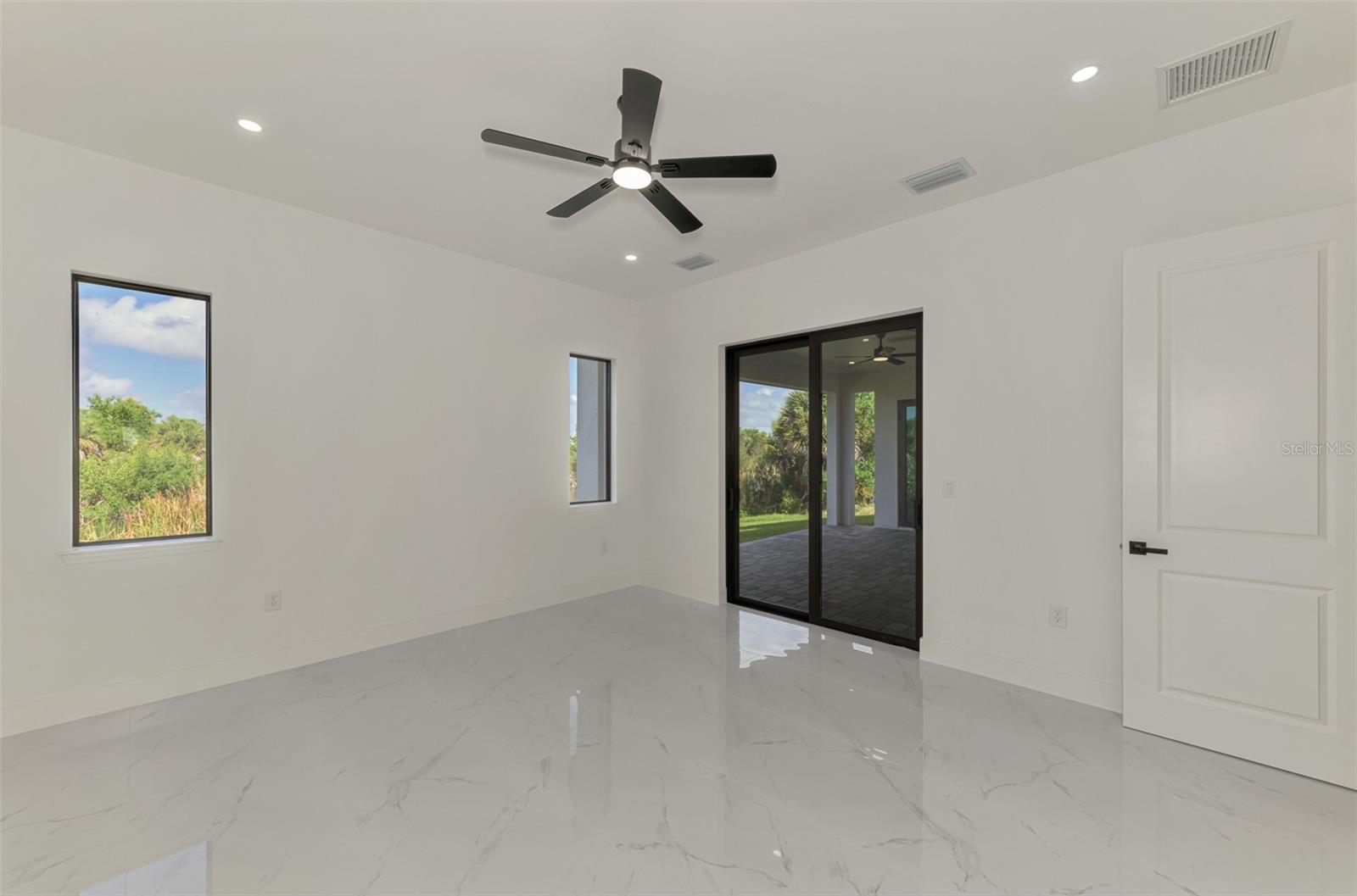 9468 ATTICA CIR, PORT CHARLOTTE, FL, 33981
