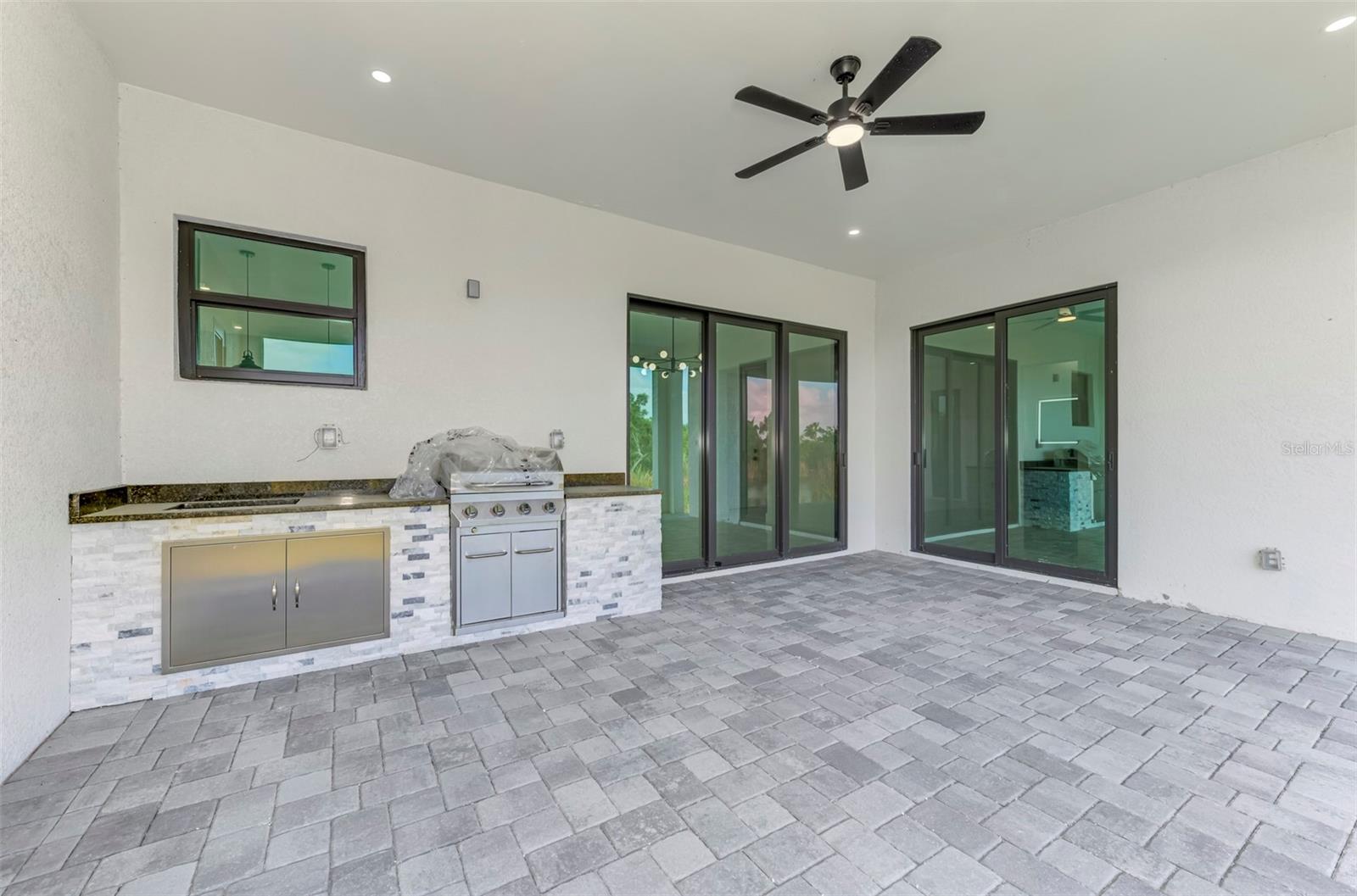 9468 ATTICA CIR, PORT CHARLOTTE, FL, 33981