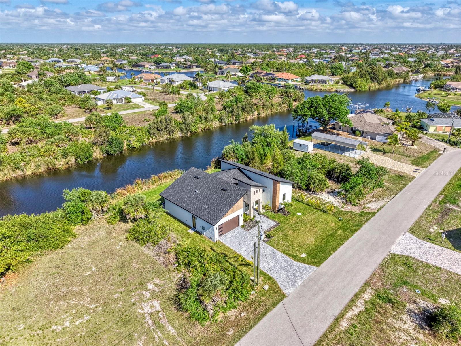 9468 ATTICA CIR, PORT CHARLOTTE, FL, 33981