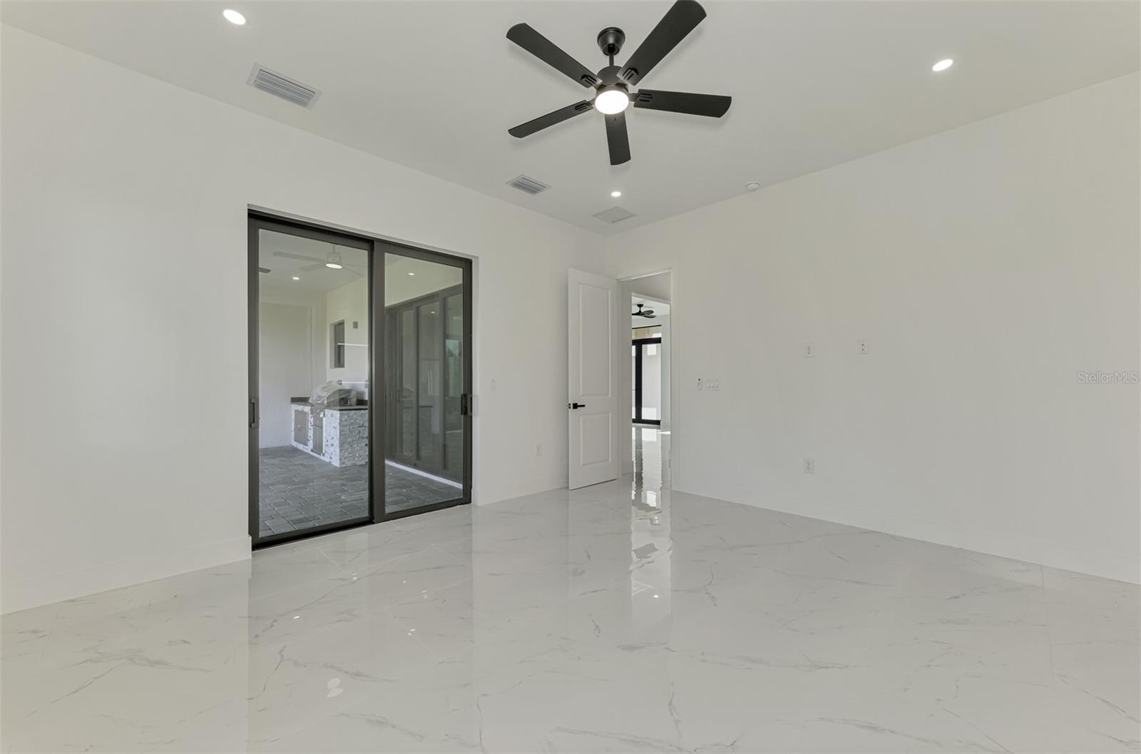 9468 ATTICA CIR, PORT CHARLOTTE, FL, 33981