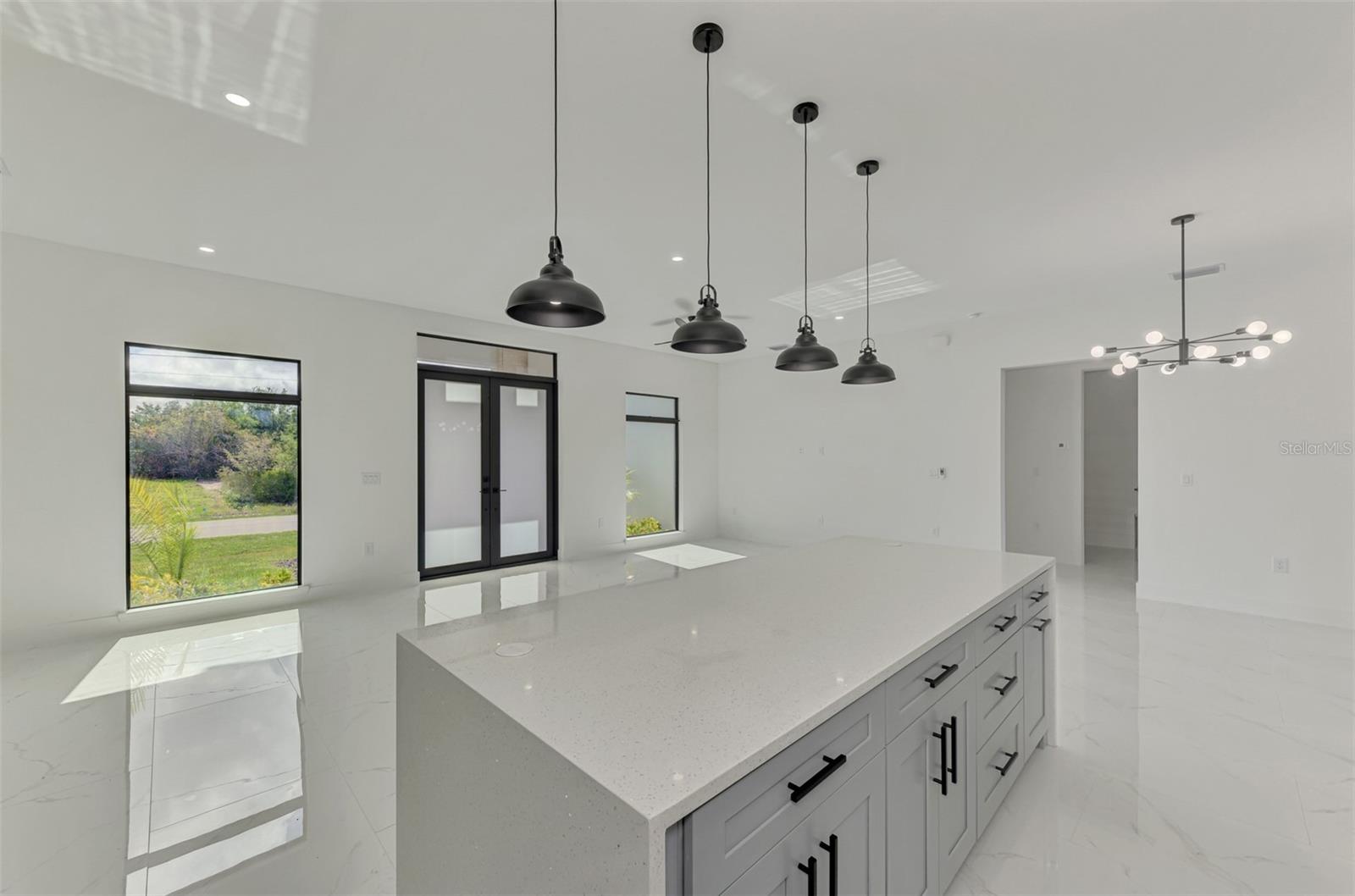 9468 ATTICA CIR, PORT CHARLOTTE, FL, 33981