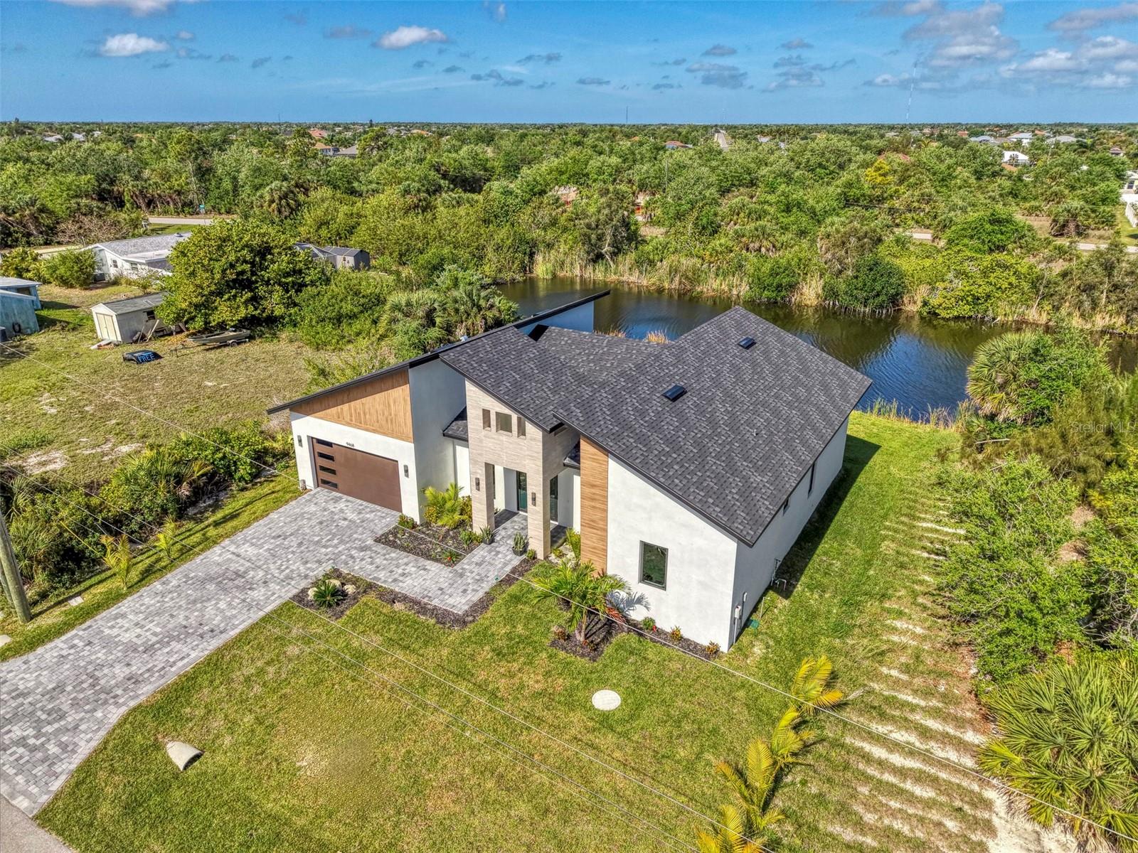 9468 ATTICA CIR, PORT CHARLOTTE, FL, 33981