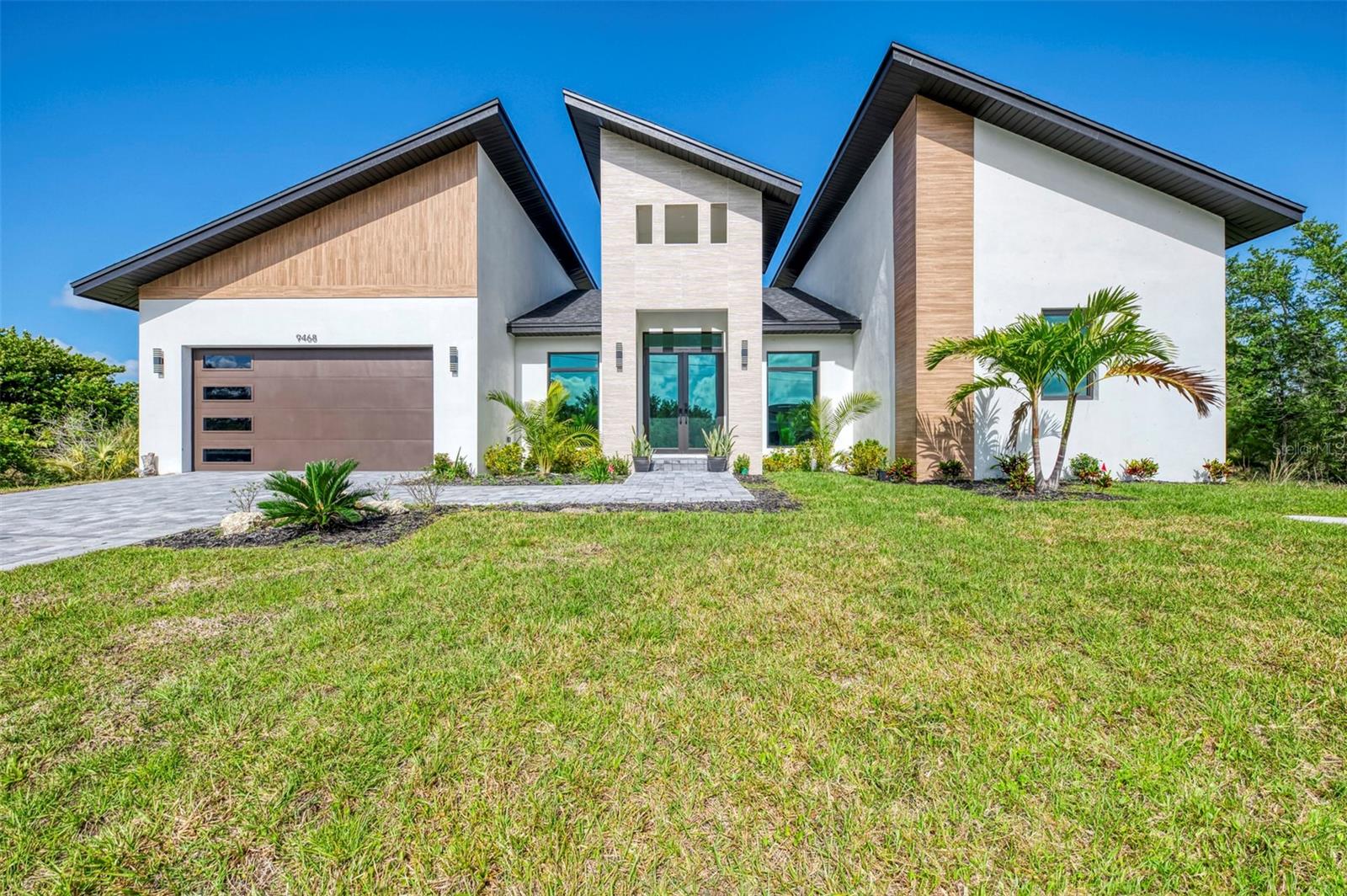 9468 ATTICA CIR, PORT CHARLOTTE, FL, 33981