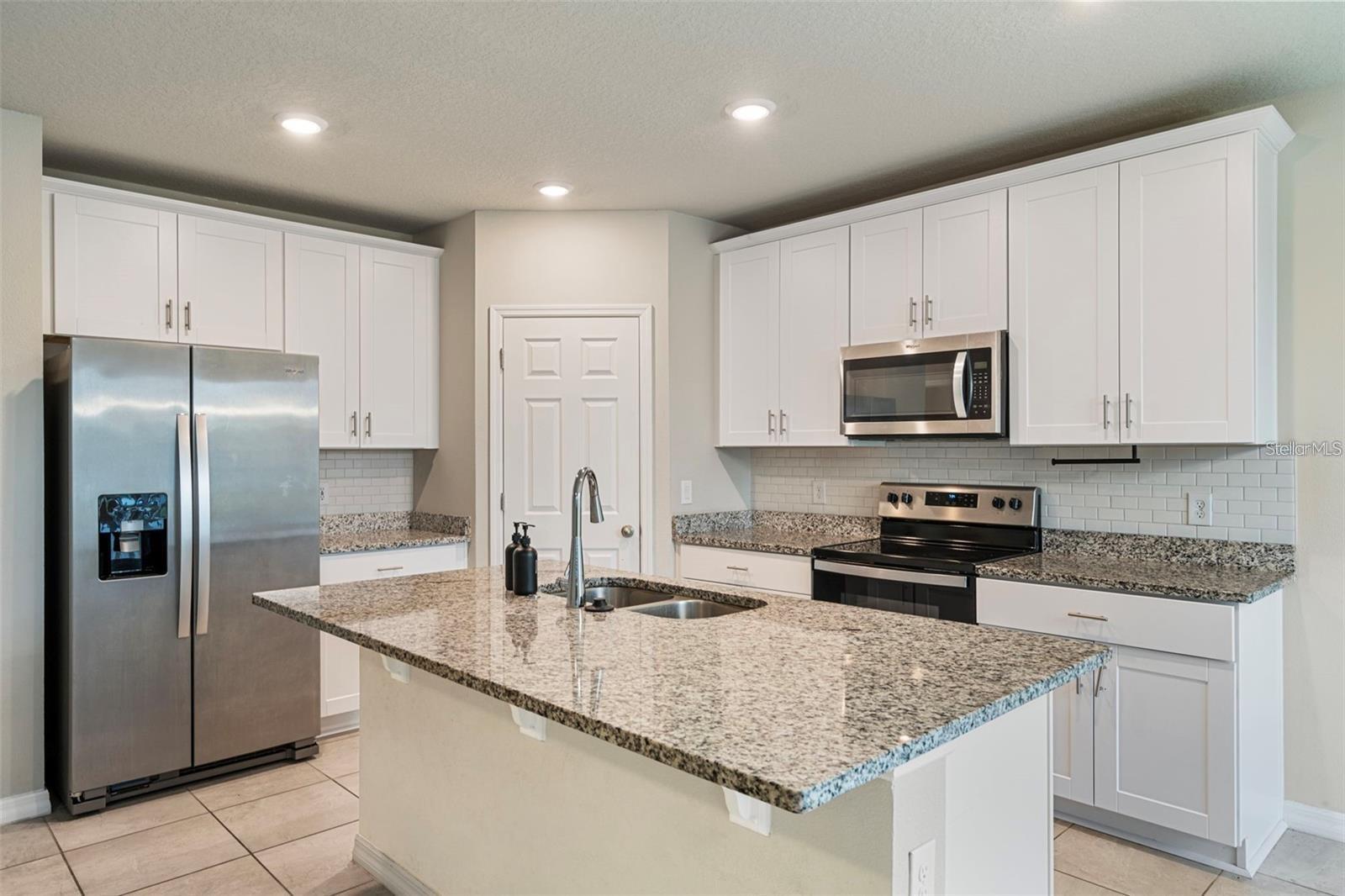 1298 CITRUS LANDINGS BLVD, DAVENPORT, FL, 33837
