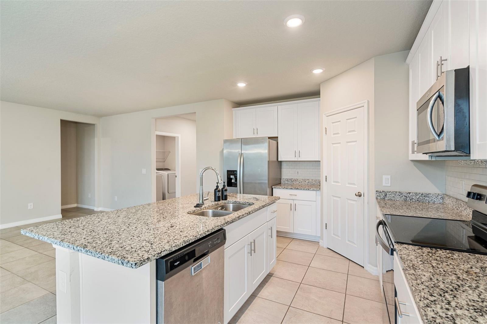 1298 CITRUS LANDINGS BLVD, DAVENPORT, FL, 33837