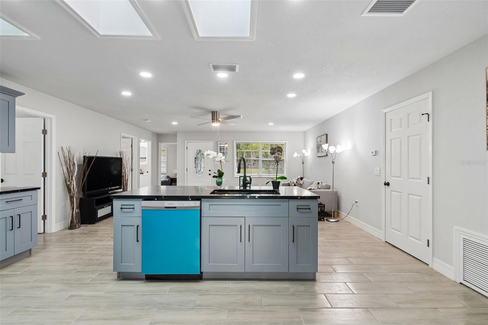 3600 38TH AVE E, BRADENTON, FL, 34208